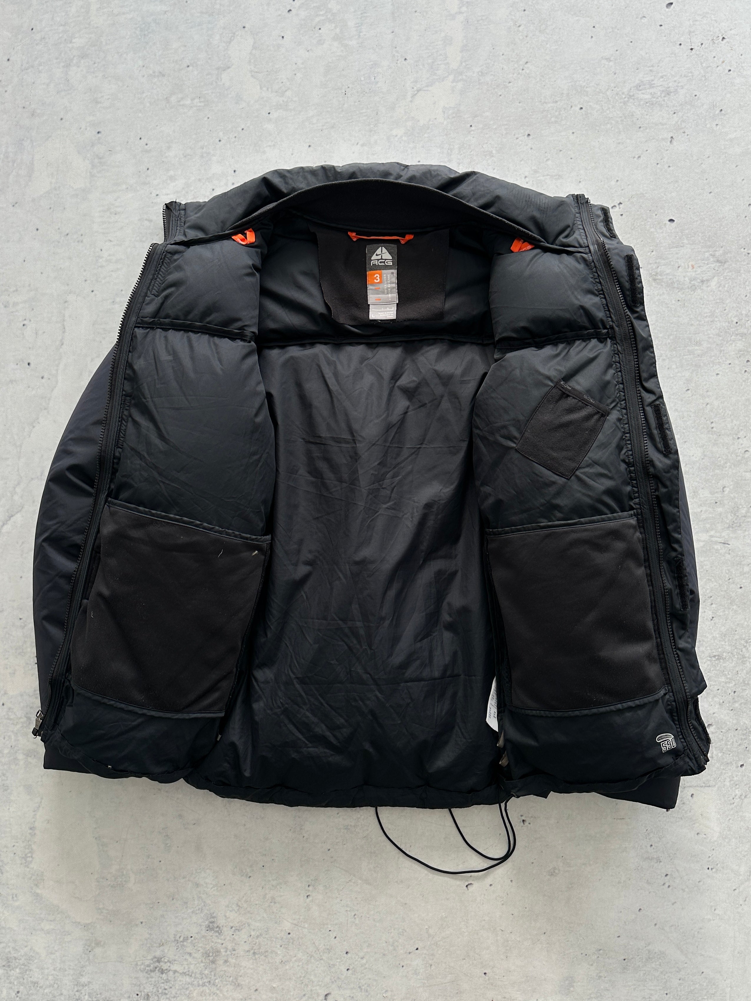 Nike ACG Down Fill Zip Up Jacket (L)