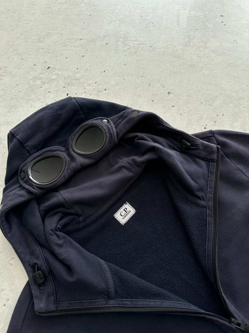 CP Company Goggle Heavyweight Zip Up Hoodie (M)