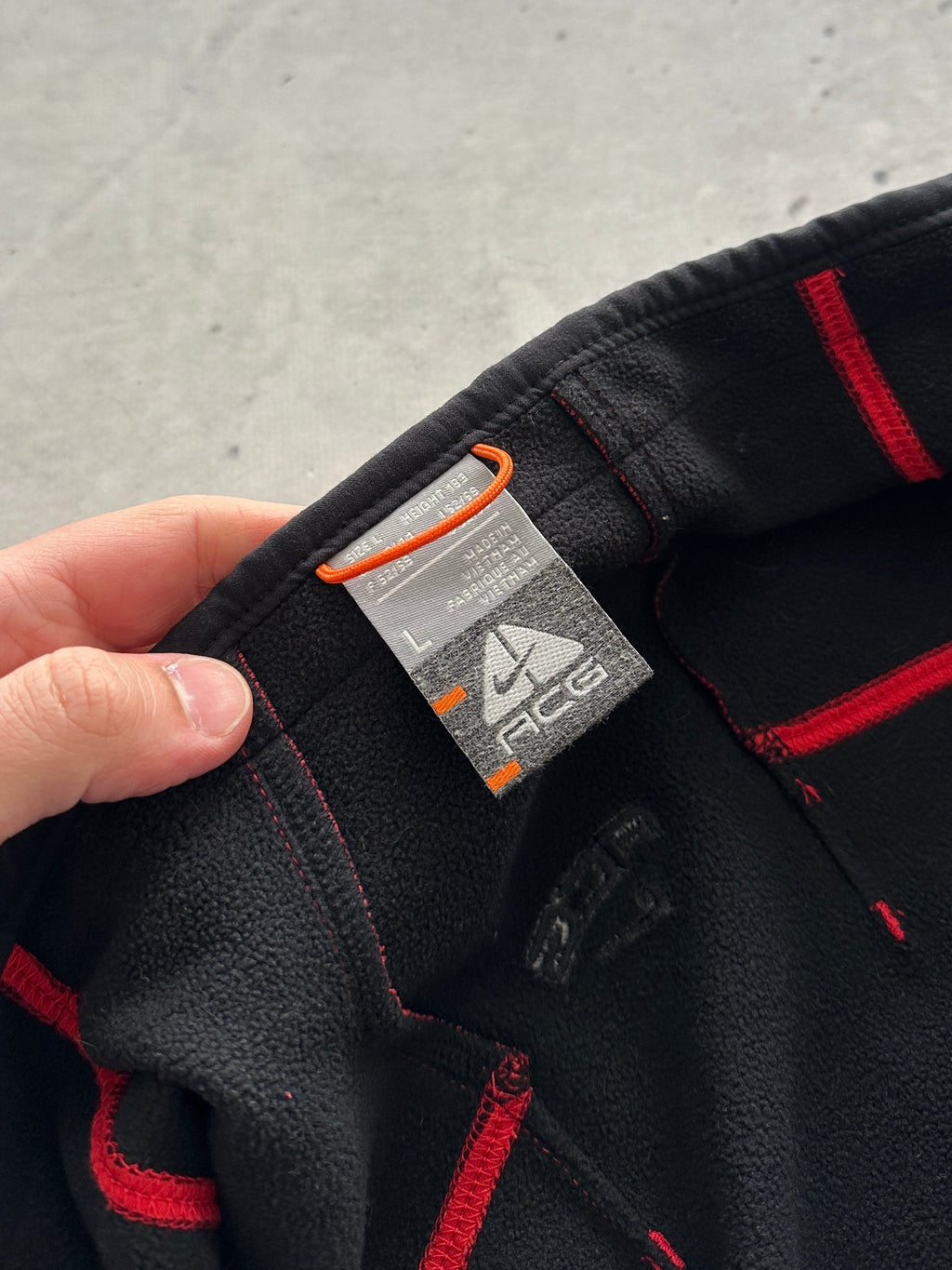 00's Nike ACG Zip Up Track Jacket (L)