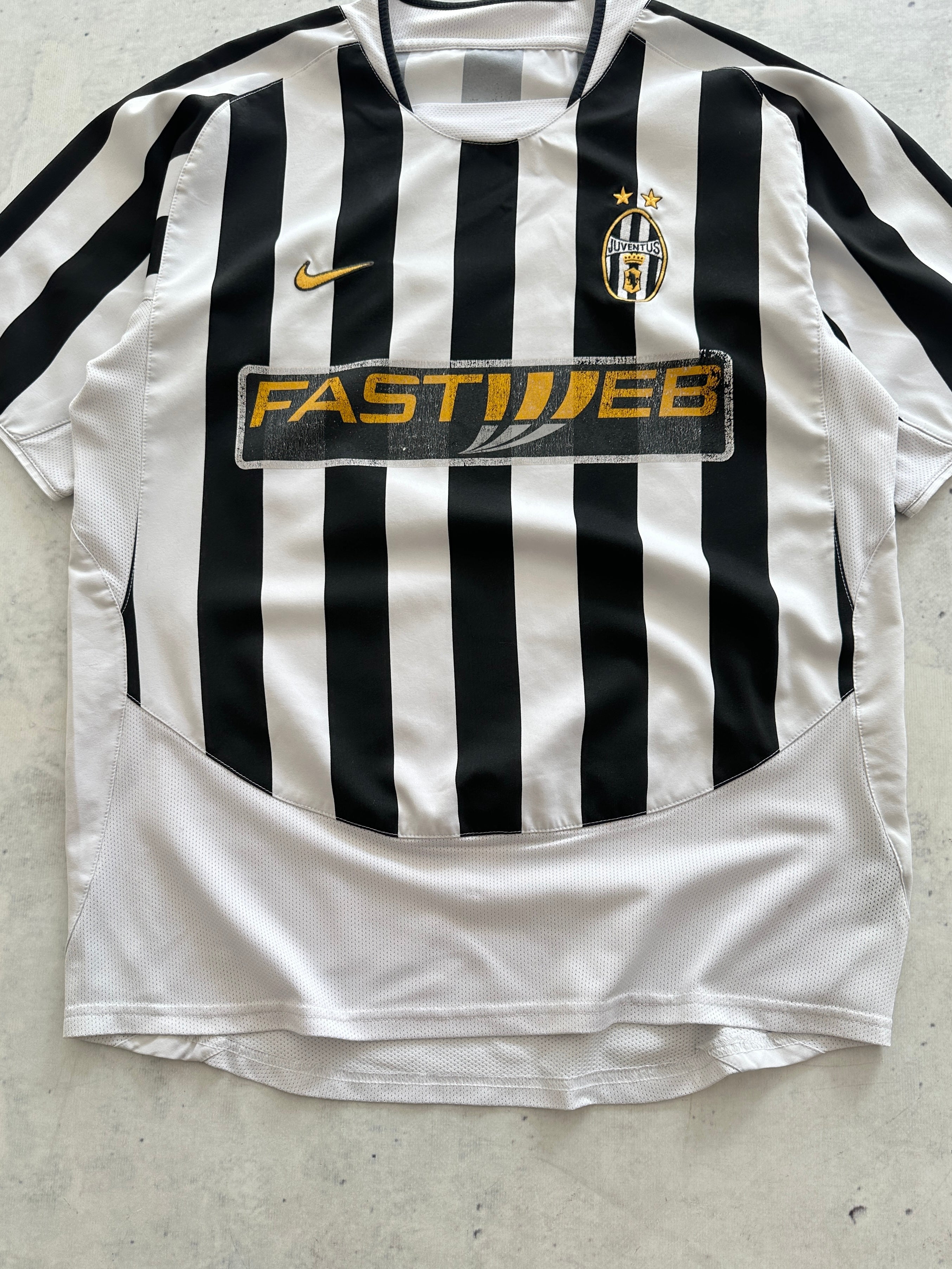 2003/04 Juventus Nike Home Shirt (L)