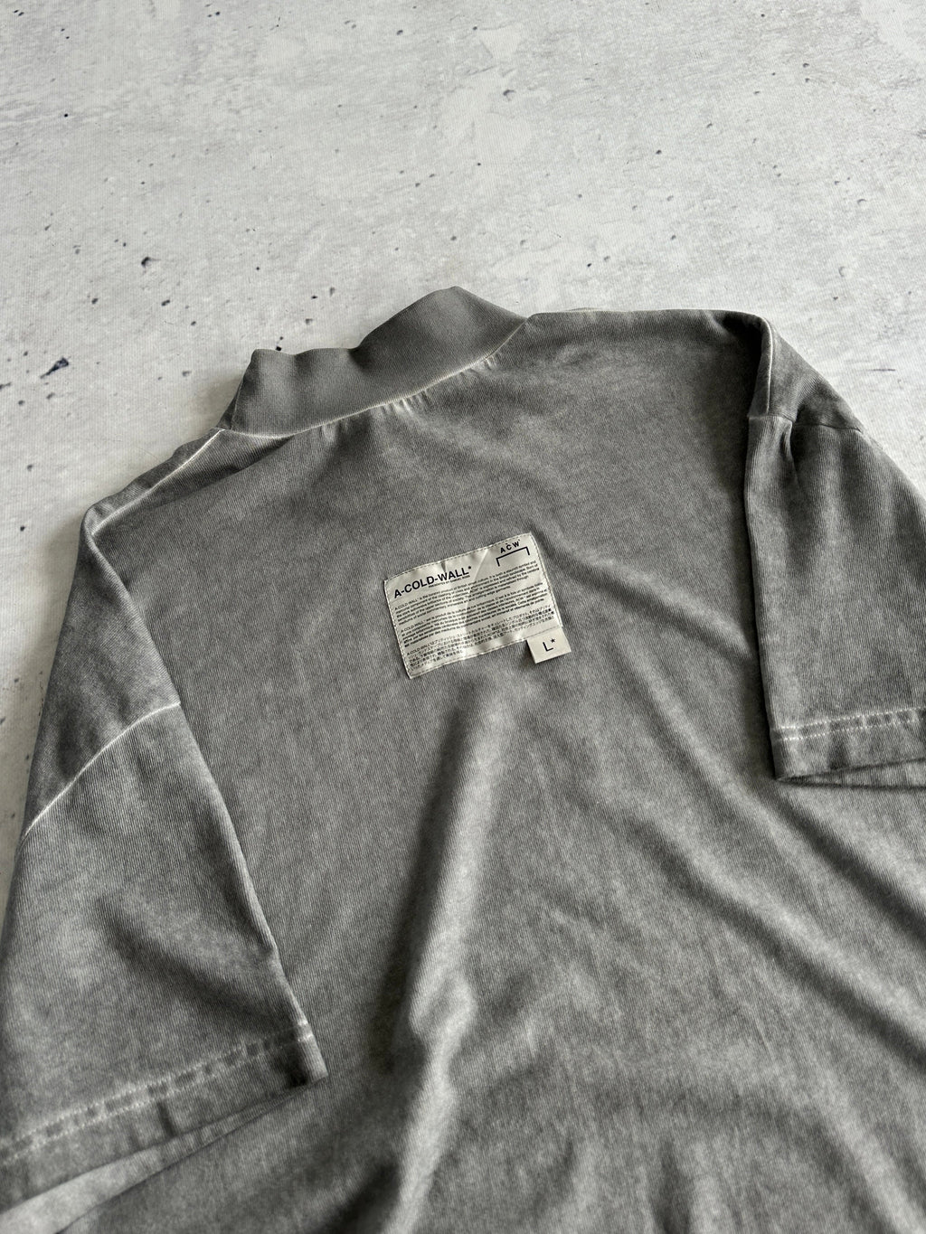 A Cold Wall ACW mock Neck pigment dyed heavyweight T Shirt (L)