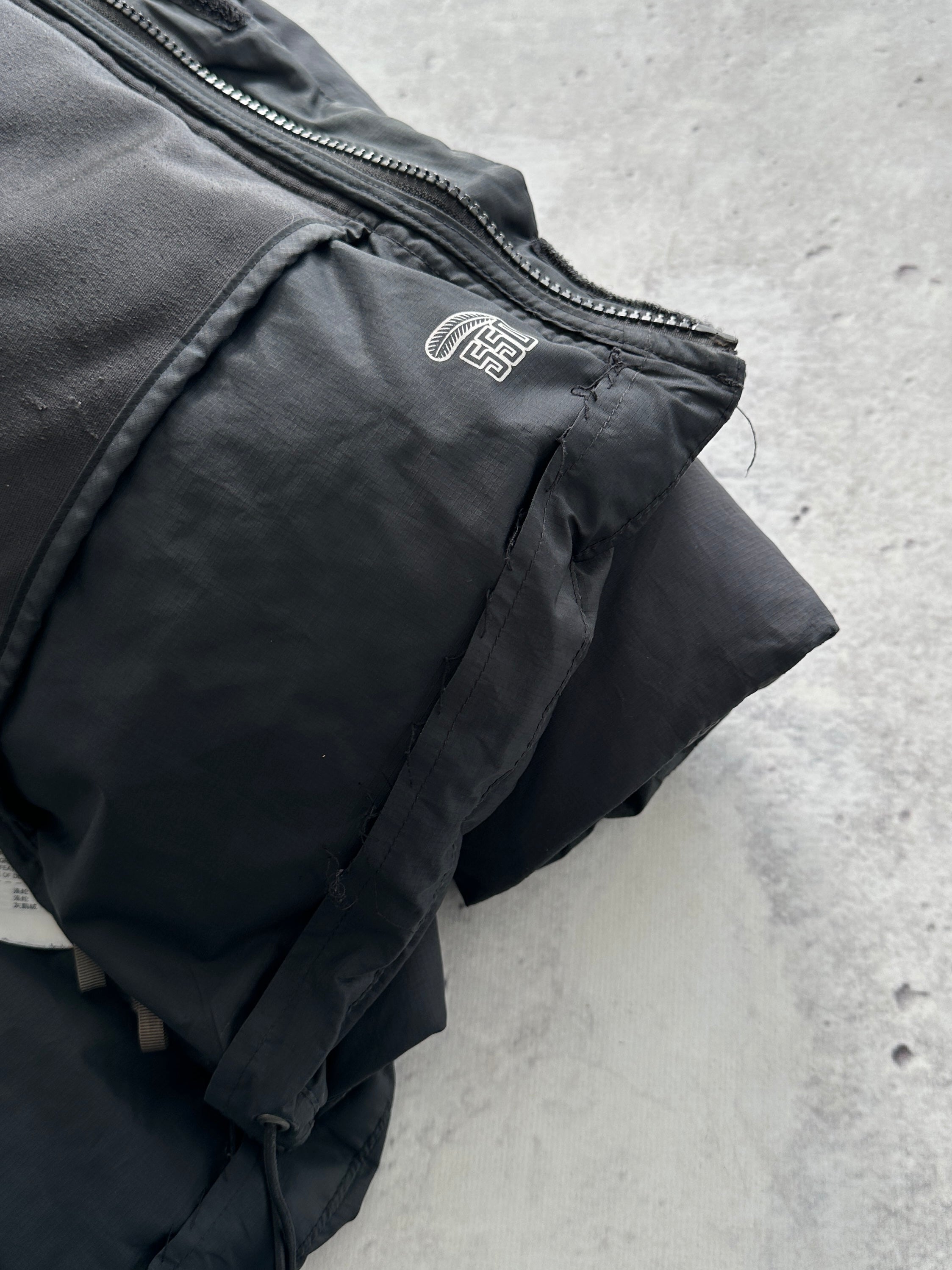 Nike ACG Down Fill Zip Up Jacket (L)