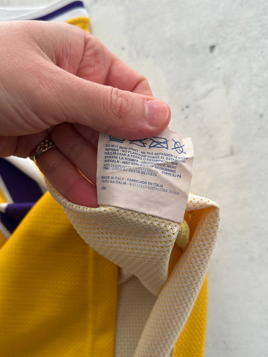 90’s LA Lakers NBA 'O'Neal 34' Jersey (S)