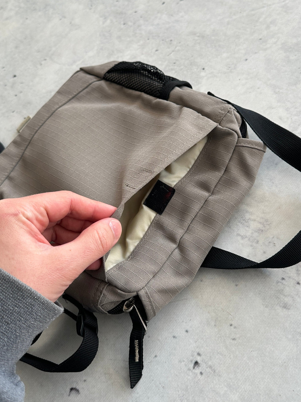 90's Nike Swoosh Ripstop Shoulder / Crossbody Bag (One Size)