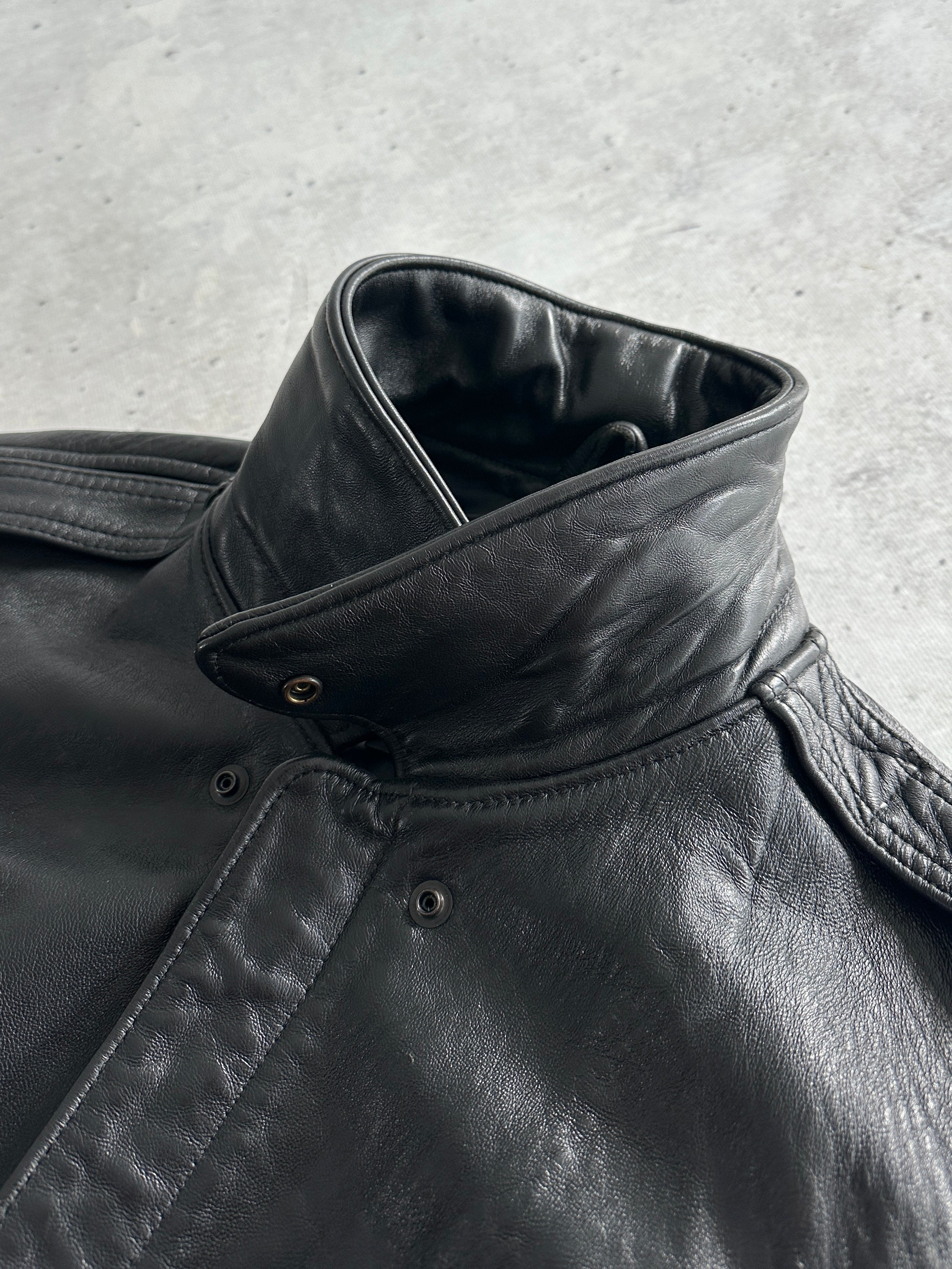 Vintage Avirex A-2 Cobras Zip Up Leather Jacket (L)