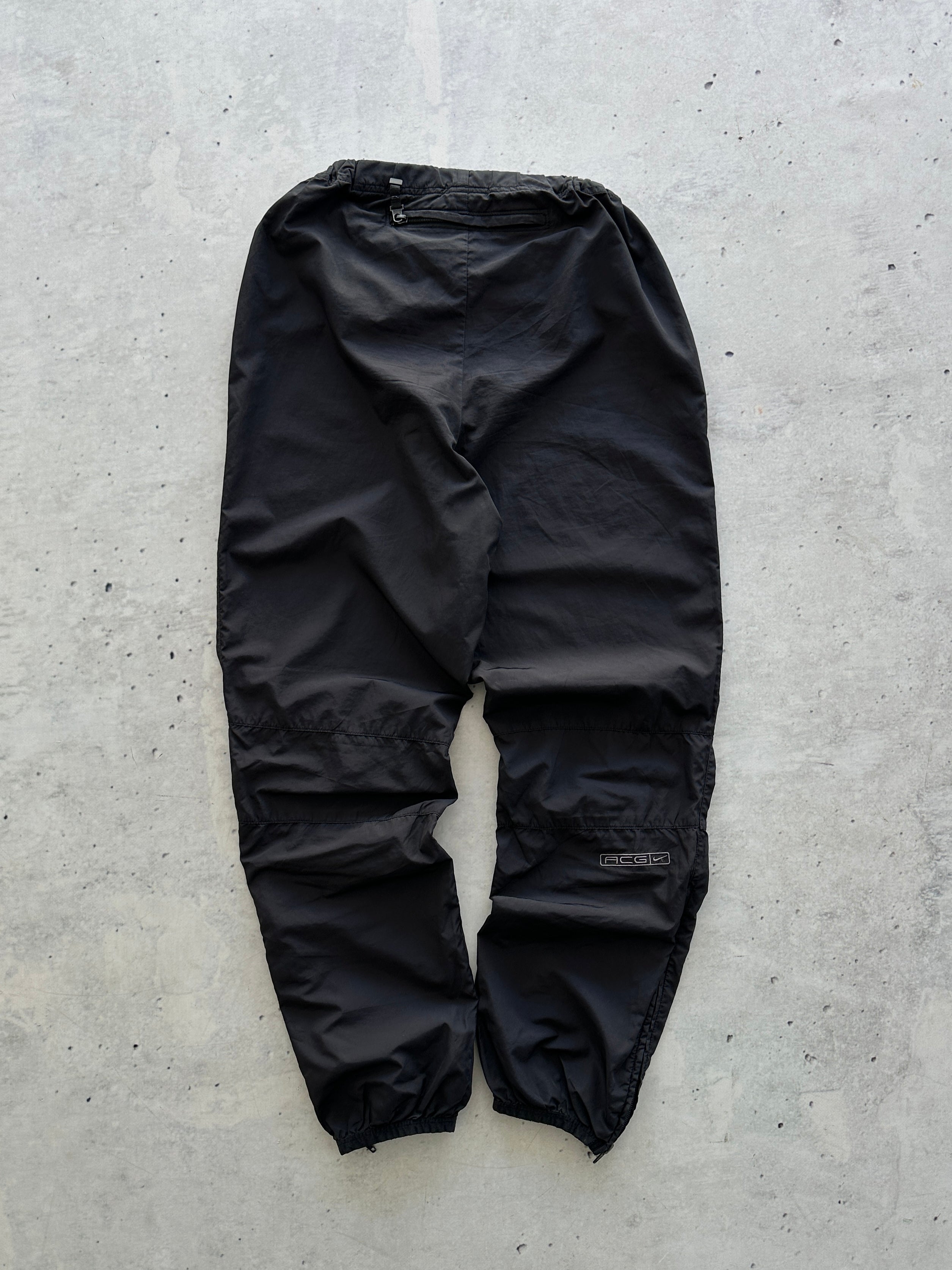 90's Nike ACG Embroidered Swoosh Pants (S)