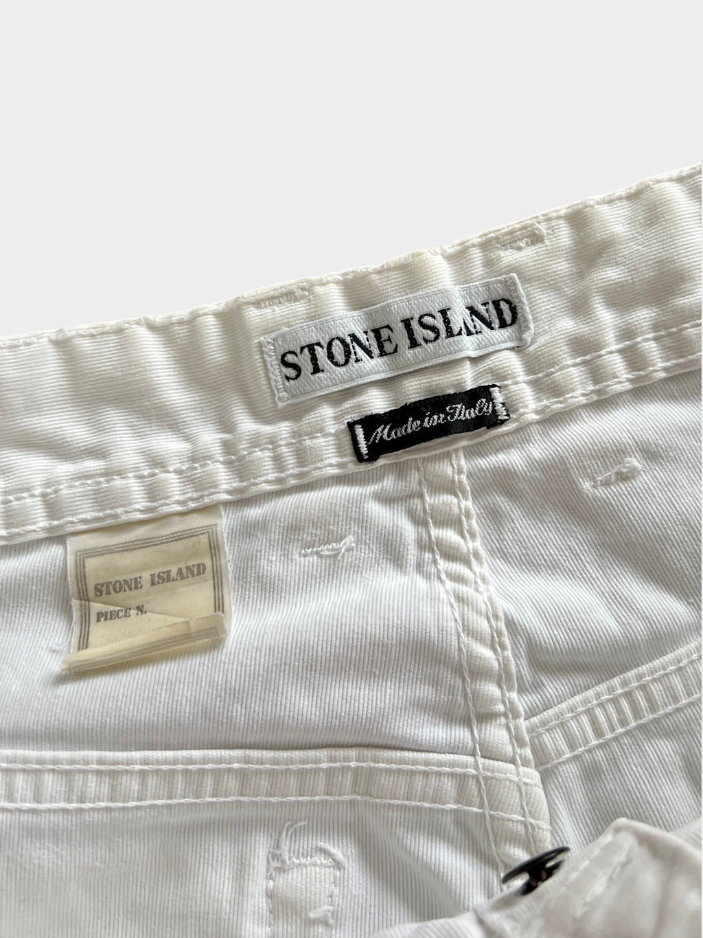 SS/96 Stone Island Heavy Cotton Shorts (W30)