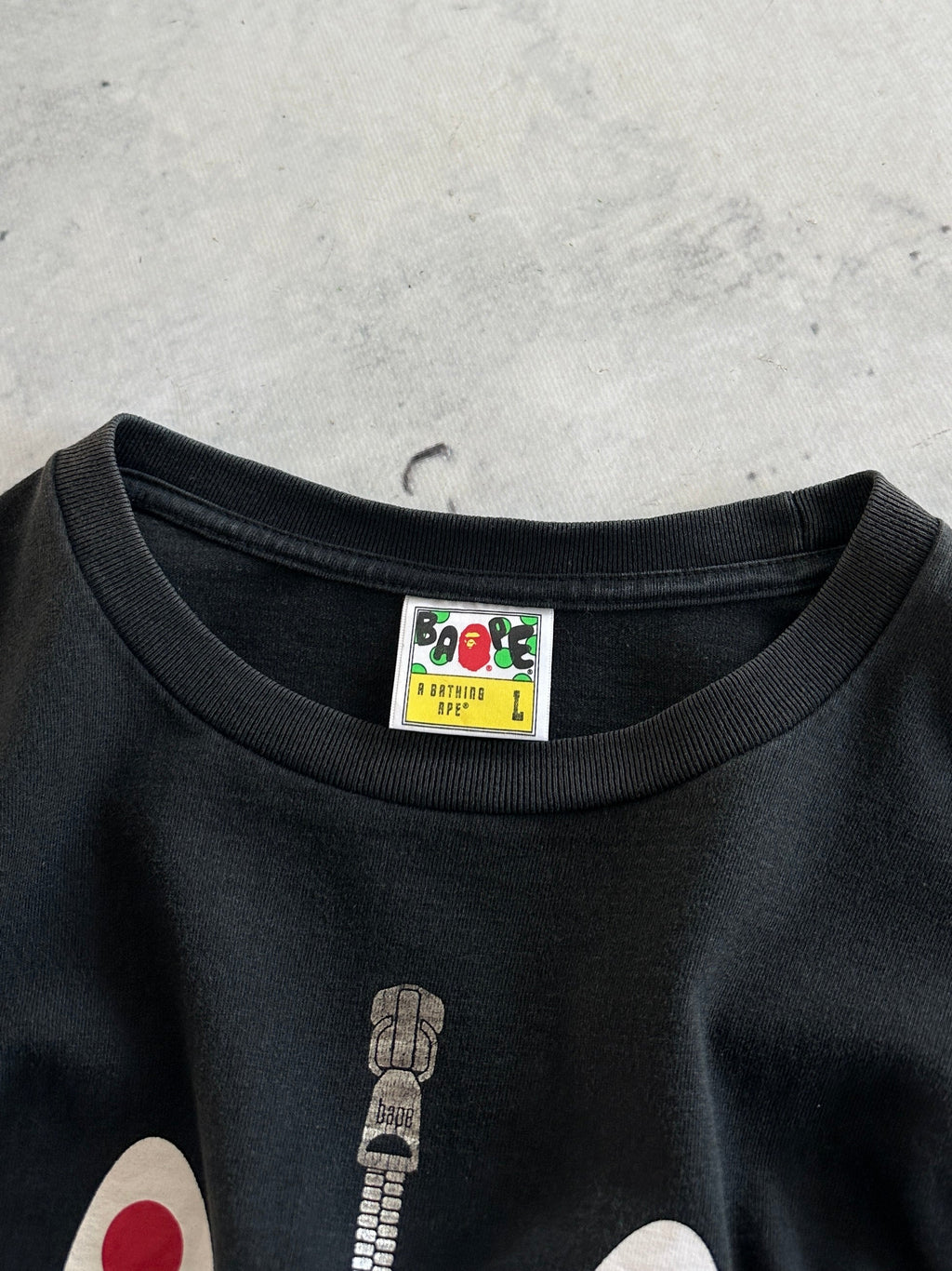 BAPE Shark Head T Shirt (M)