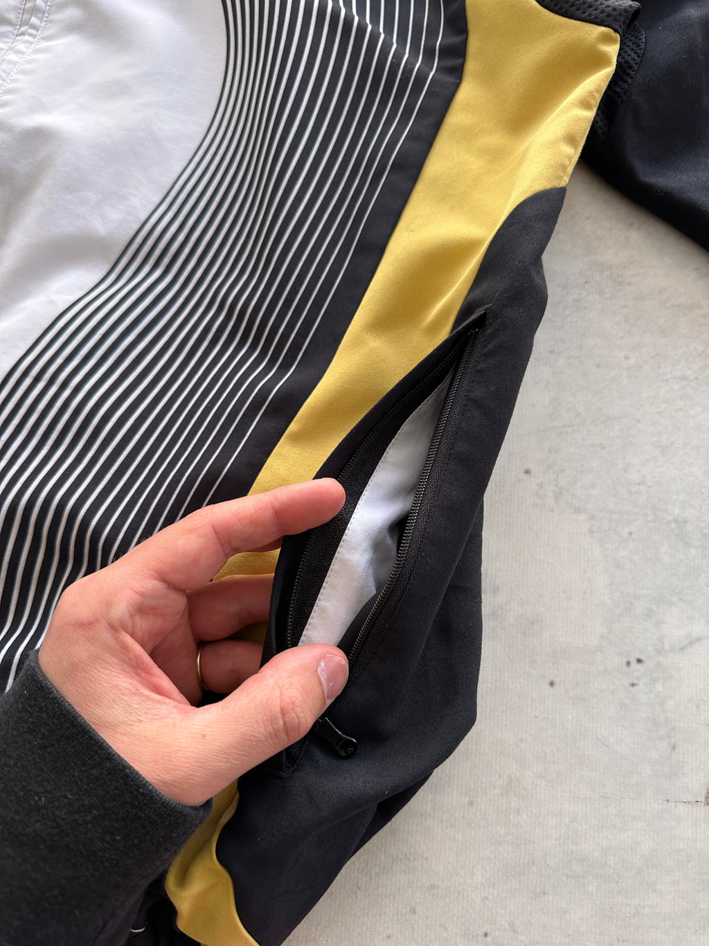 2007 Adidas Zip Up swirls Track Jacket (L)