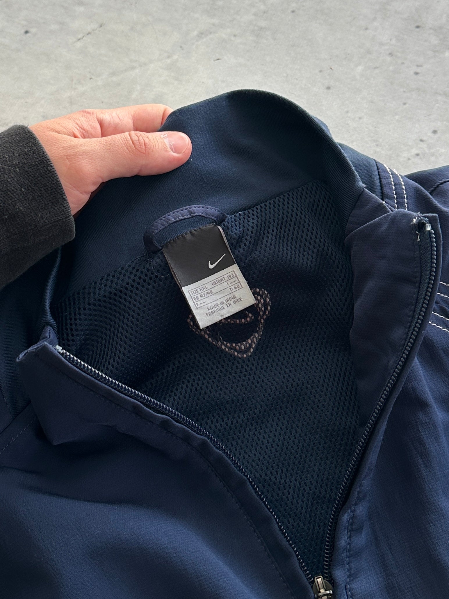 2004 Juventus Nike Zip Up Track Jacket (XXL)