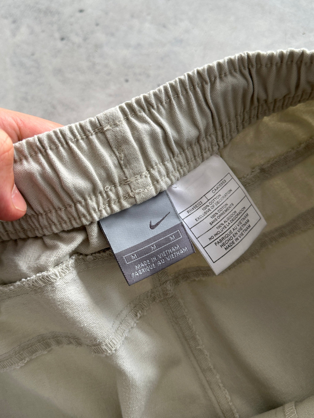 00's Nike Embroidered Swoosh heavyweight Baggy Shorts (M)