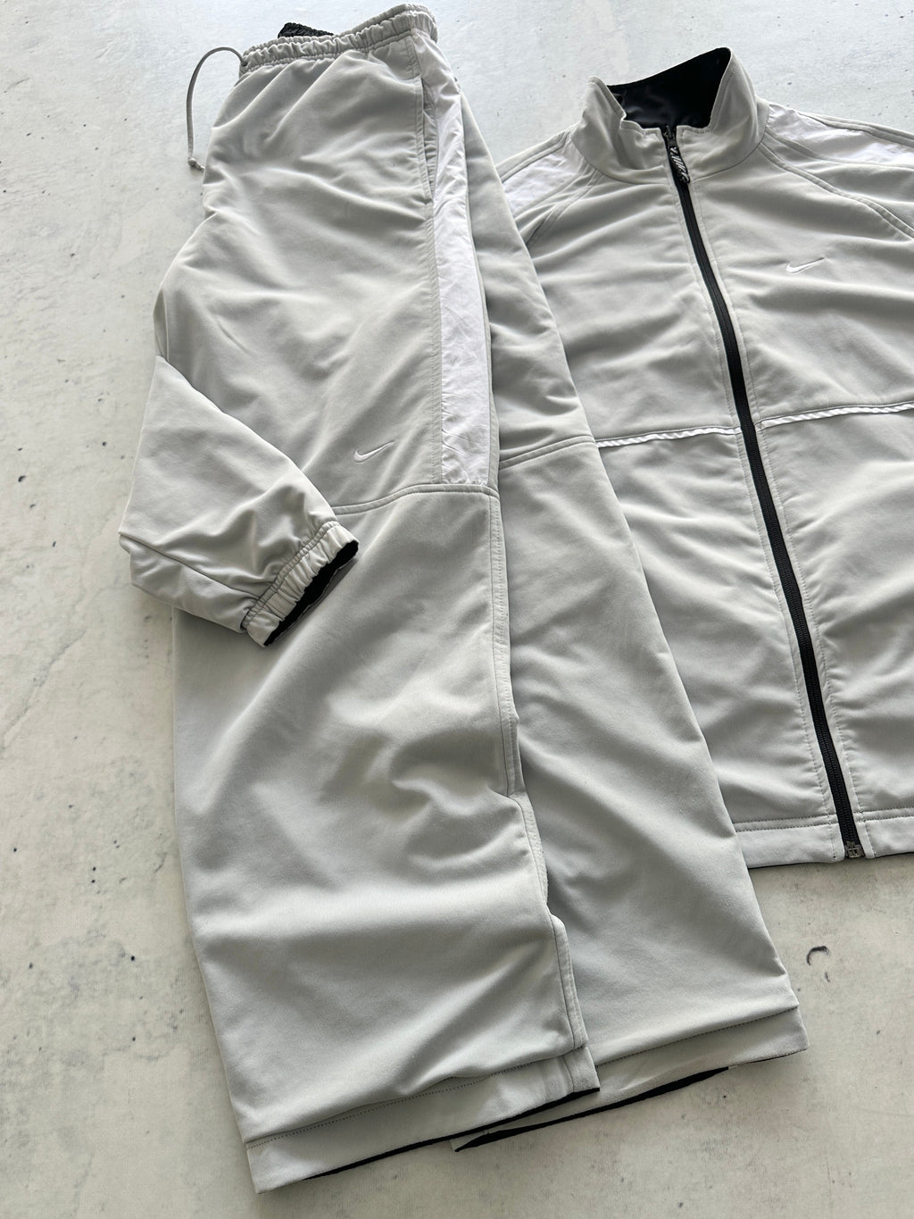 00's Nike Swoosh Reversible Full Tracksuit (M/L)