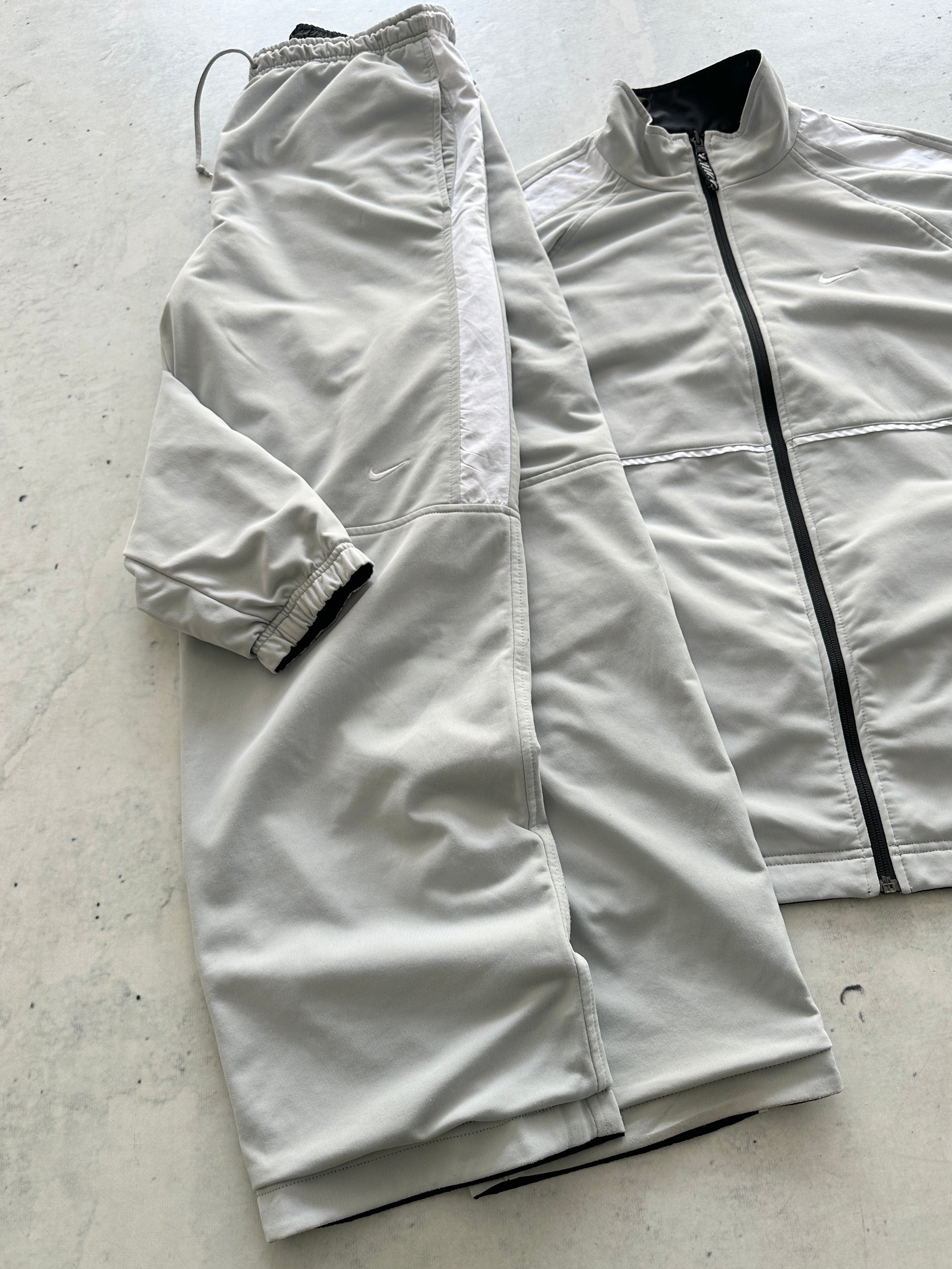 00's Nike Swoosh Reversible Full Tracksuit (M/L)