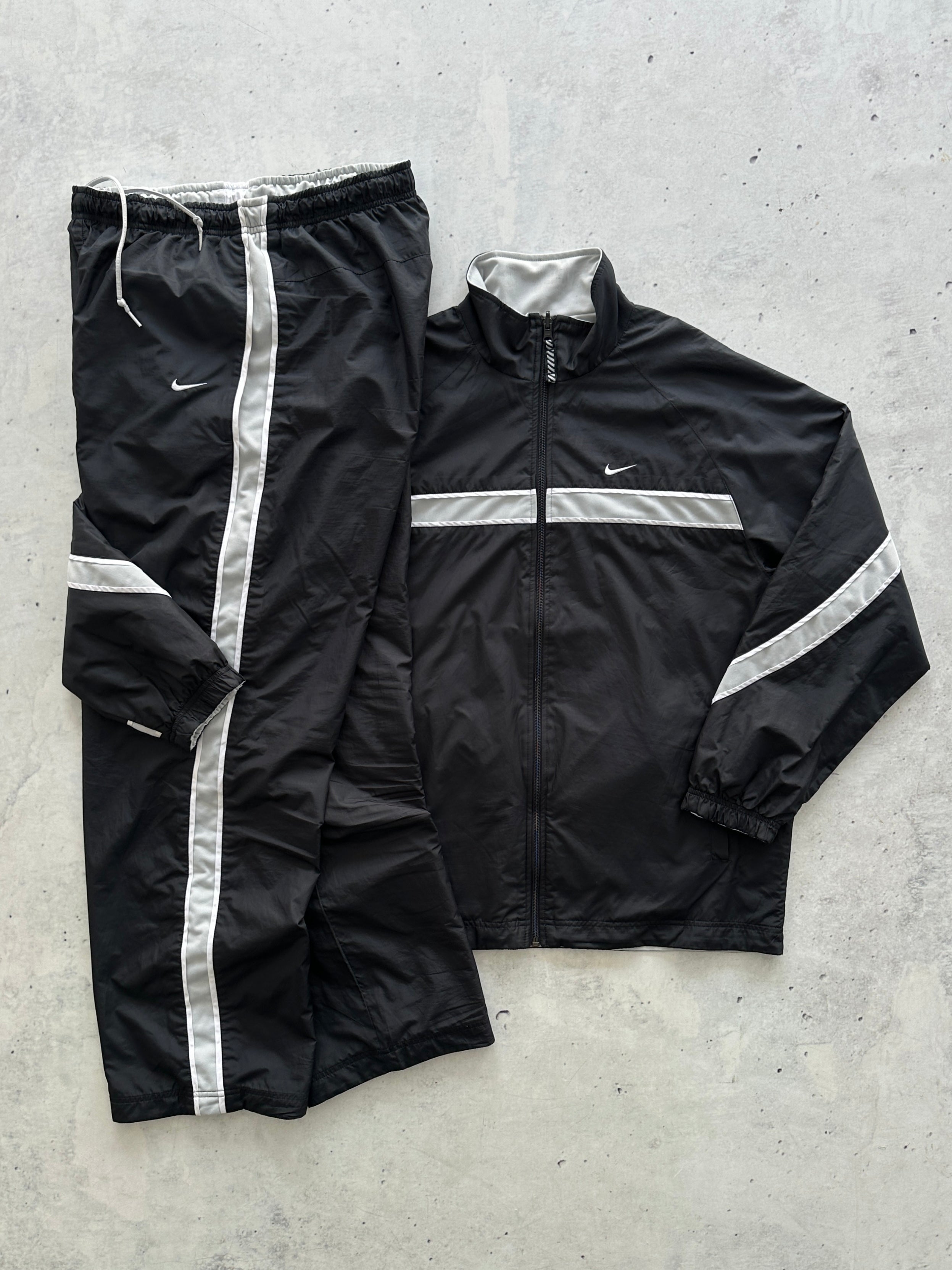 00's Nike Swoosh Reversible Full Tracksuit (M/L)