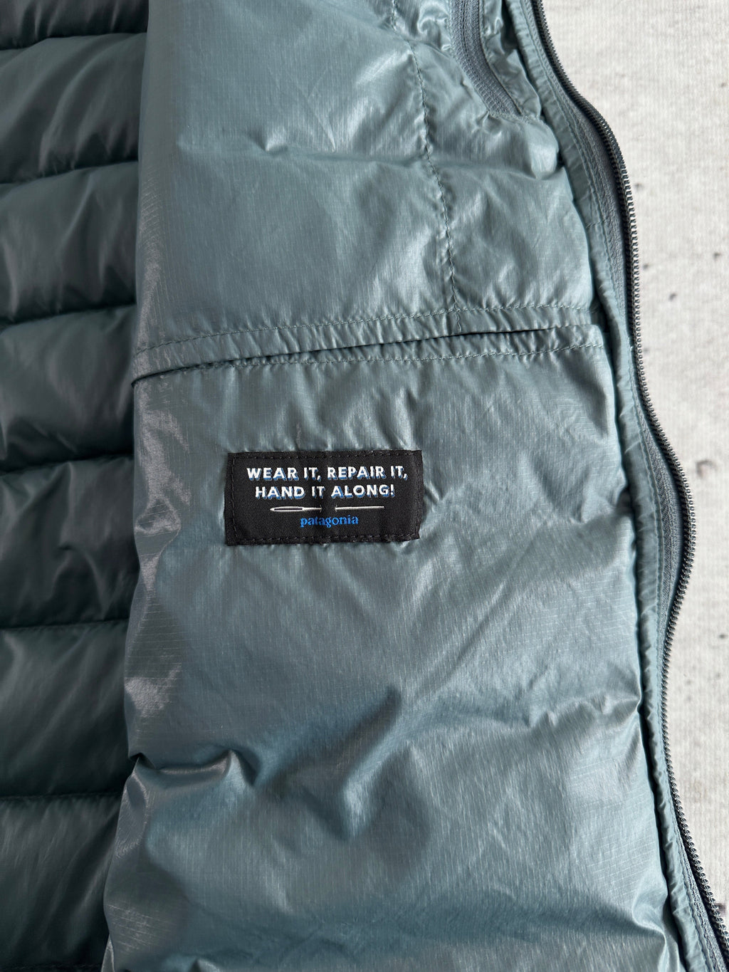 Patagonia Down Fill Zip Up Gilet (XXL)