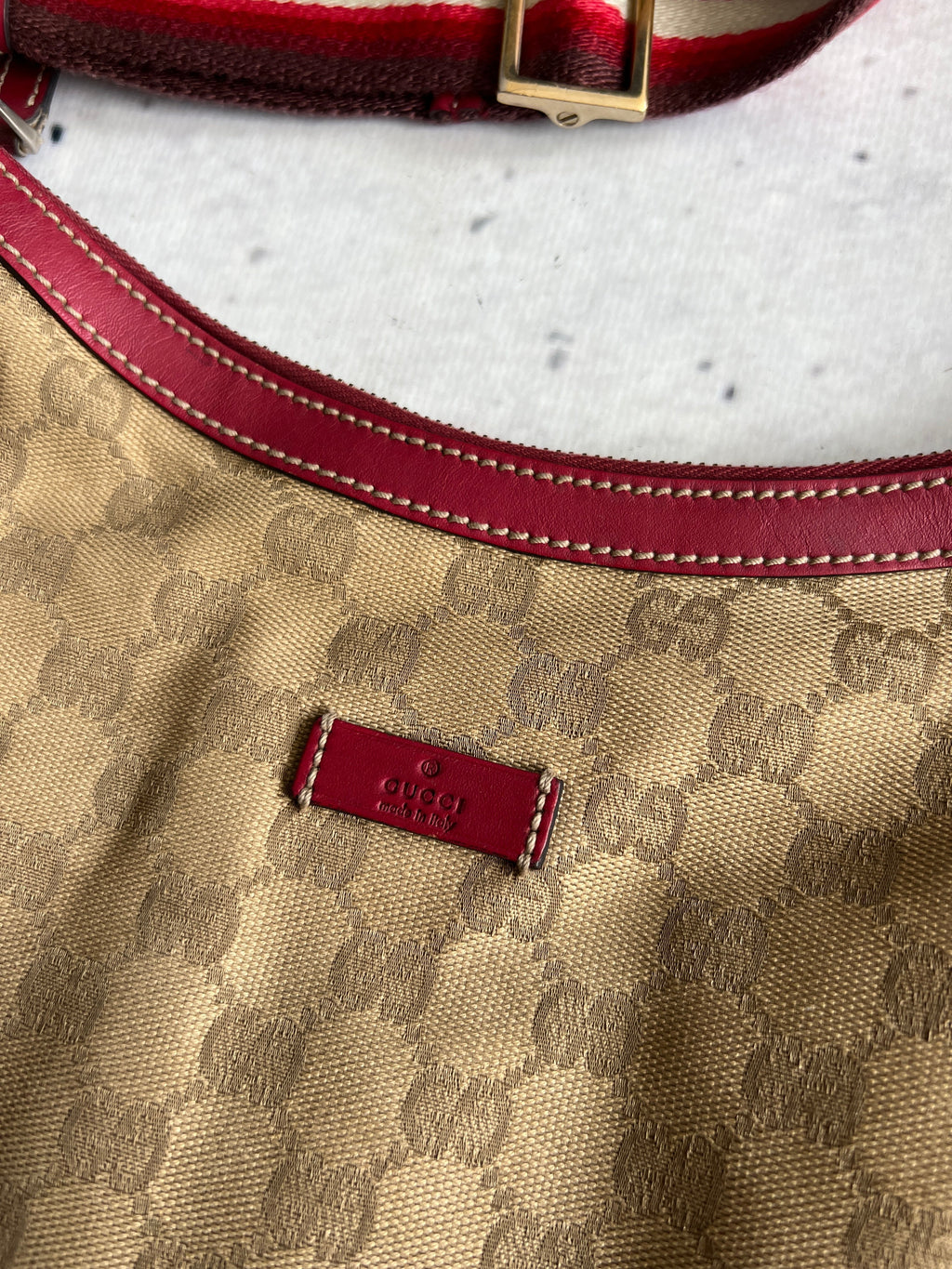 Vintage Gucci GG Canvas Sherry Shoulder / Crossbody Bag (One Size)