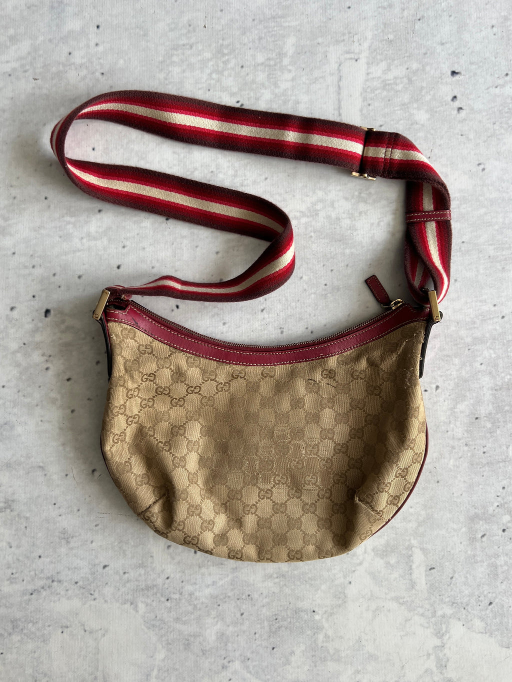 Vintage Gucci GG Canvas Sherry Shoulder / Crossbody Bag (One Size)