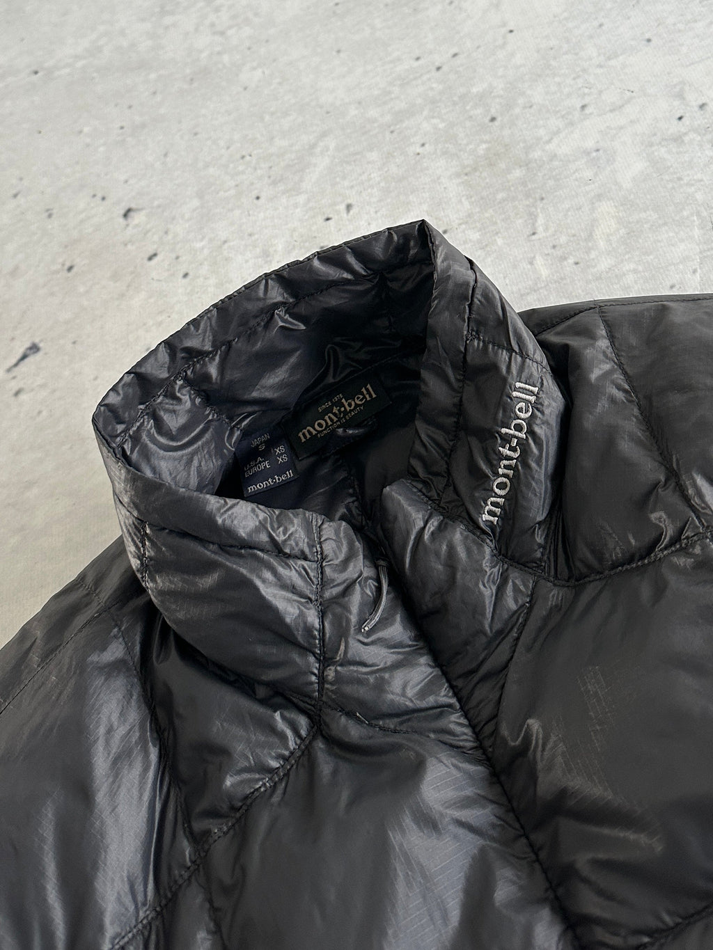 Mont Bell Quilted Down Fill Zip Up Puffer Jacket (S)