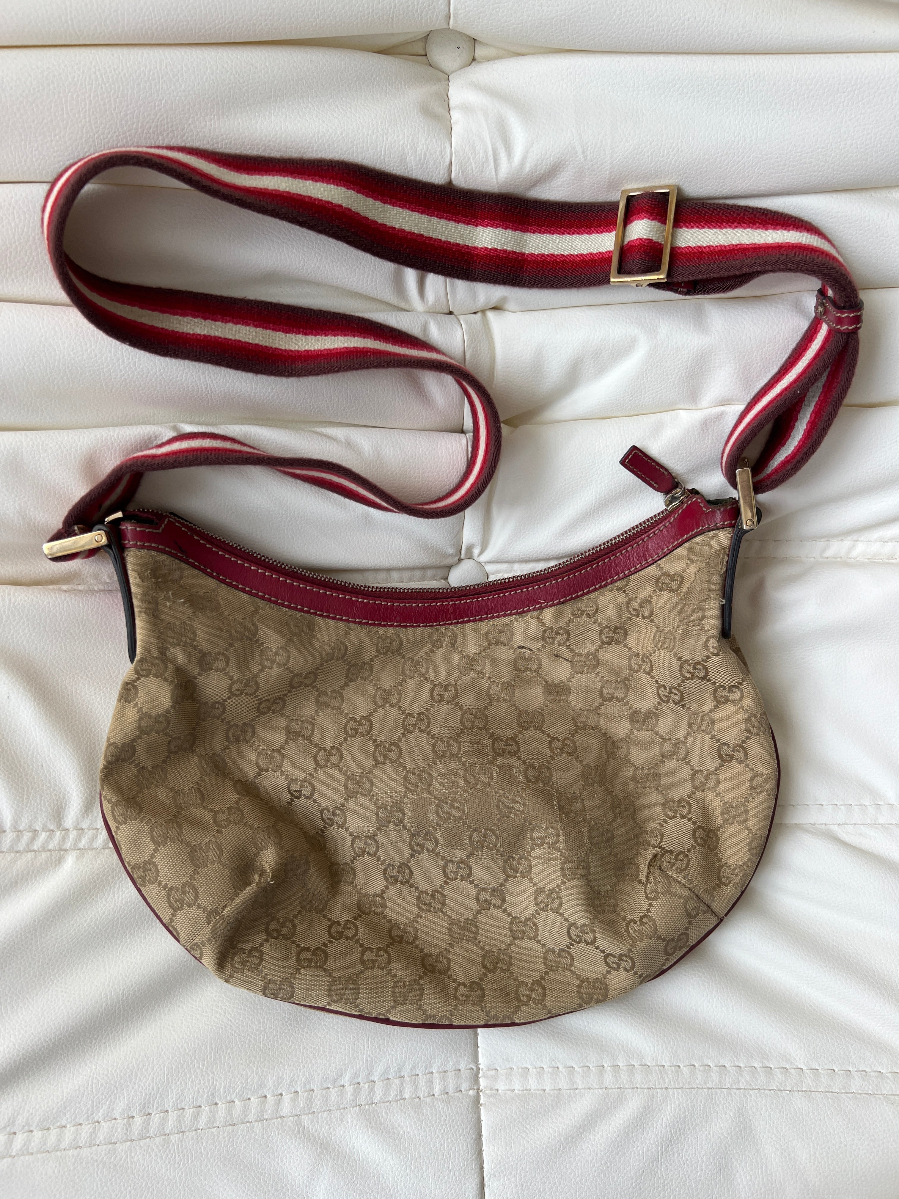 Vintage Gucci GG Canvas Sherry Shoulder / Crossbody Bag (One Size)