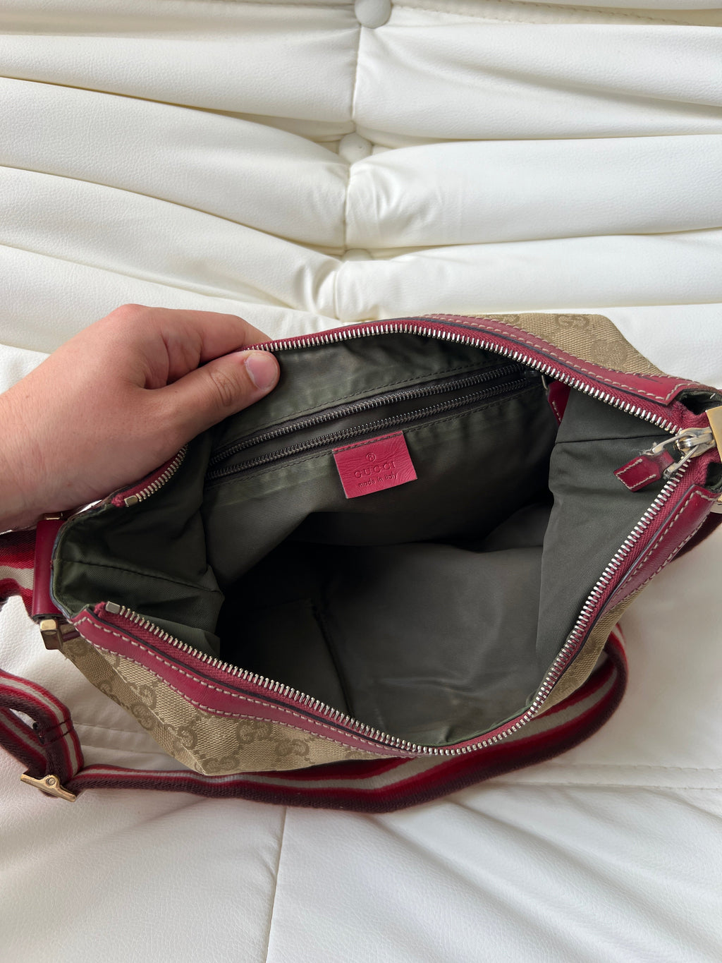 Vintage Gucci GG Canvas Sherry Shoulder / Crossbody Bag (One Size)