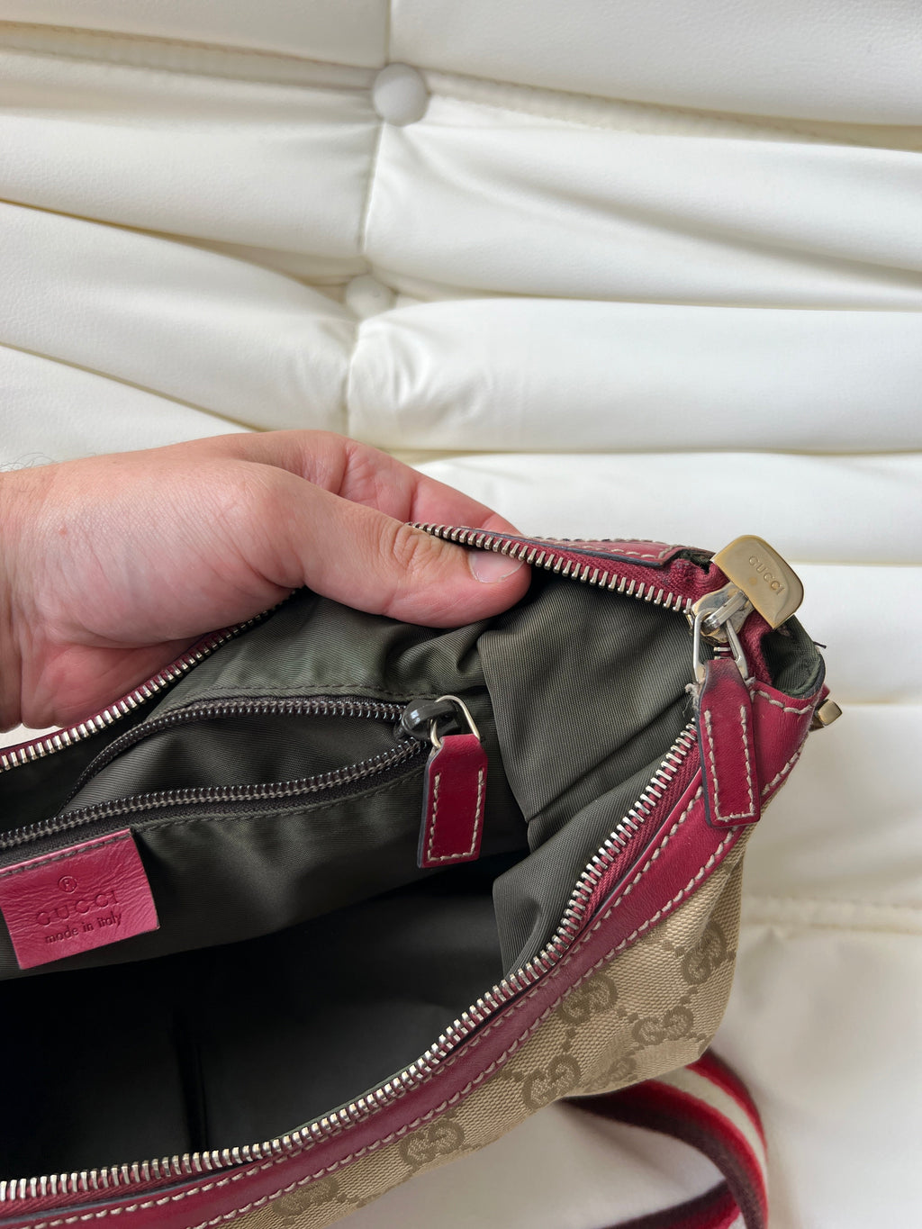 Vintage Gucci GG Canvas Sherry Shoulder / Crossbody Bag (One Size)