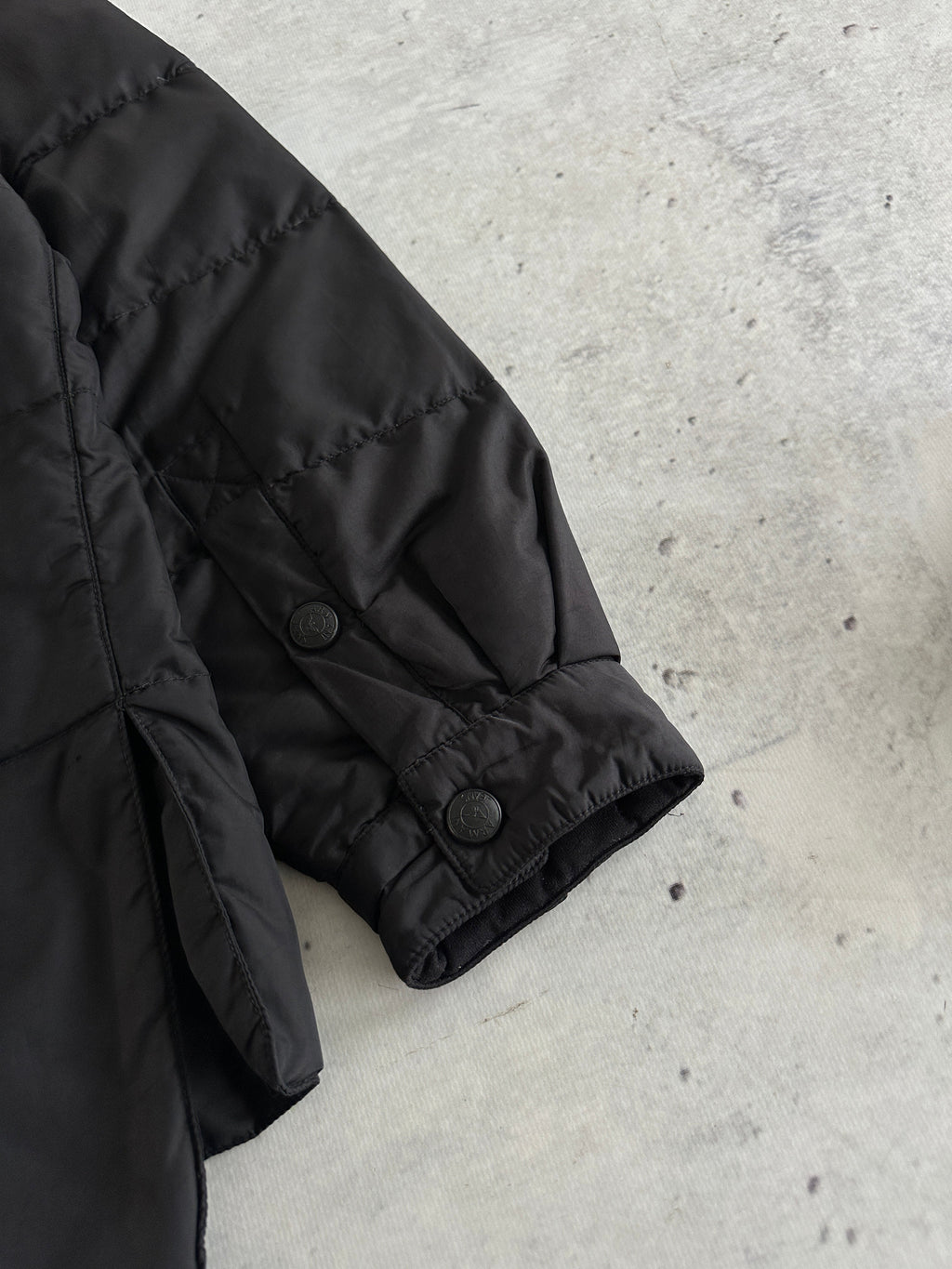 90's Armani Jeans Button Up puffer Jacket (XL)