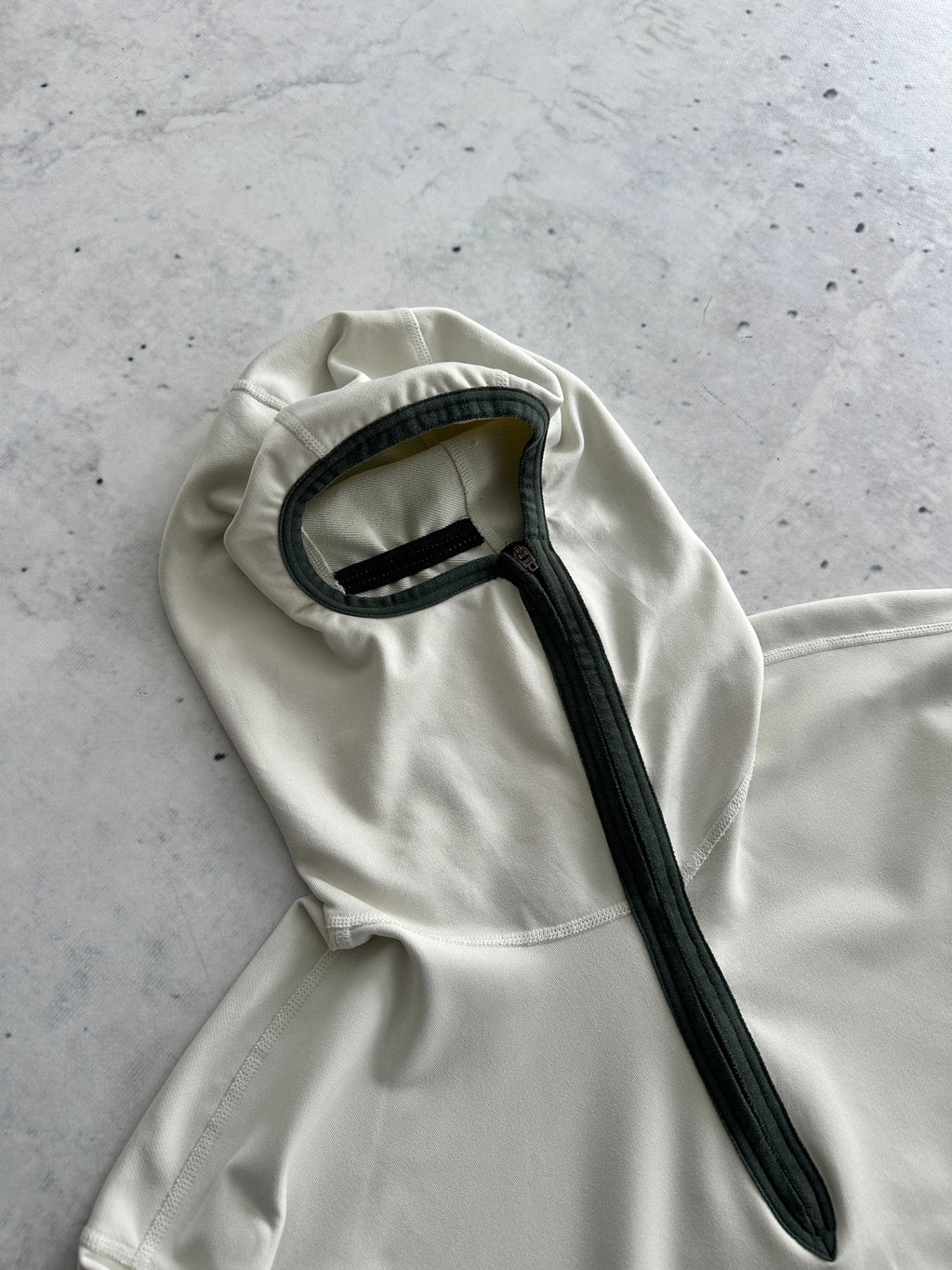 00's Nike ACG Asymmetrical Zip Ninja Hoodie (M)
