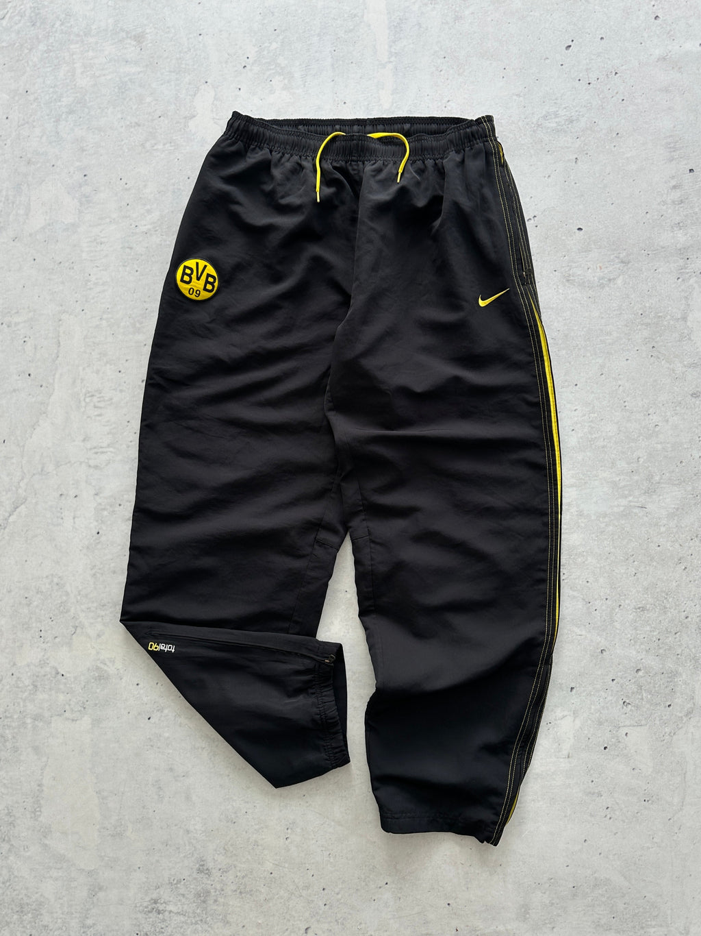 00's Nike Borussia Dortmund Total 90 Baggy Track Pants (XL)