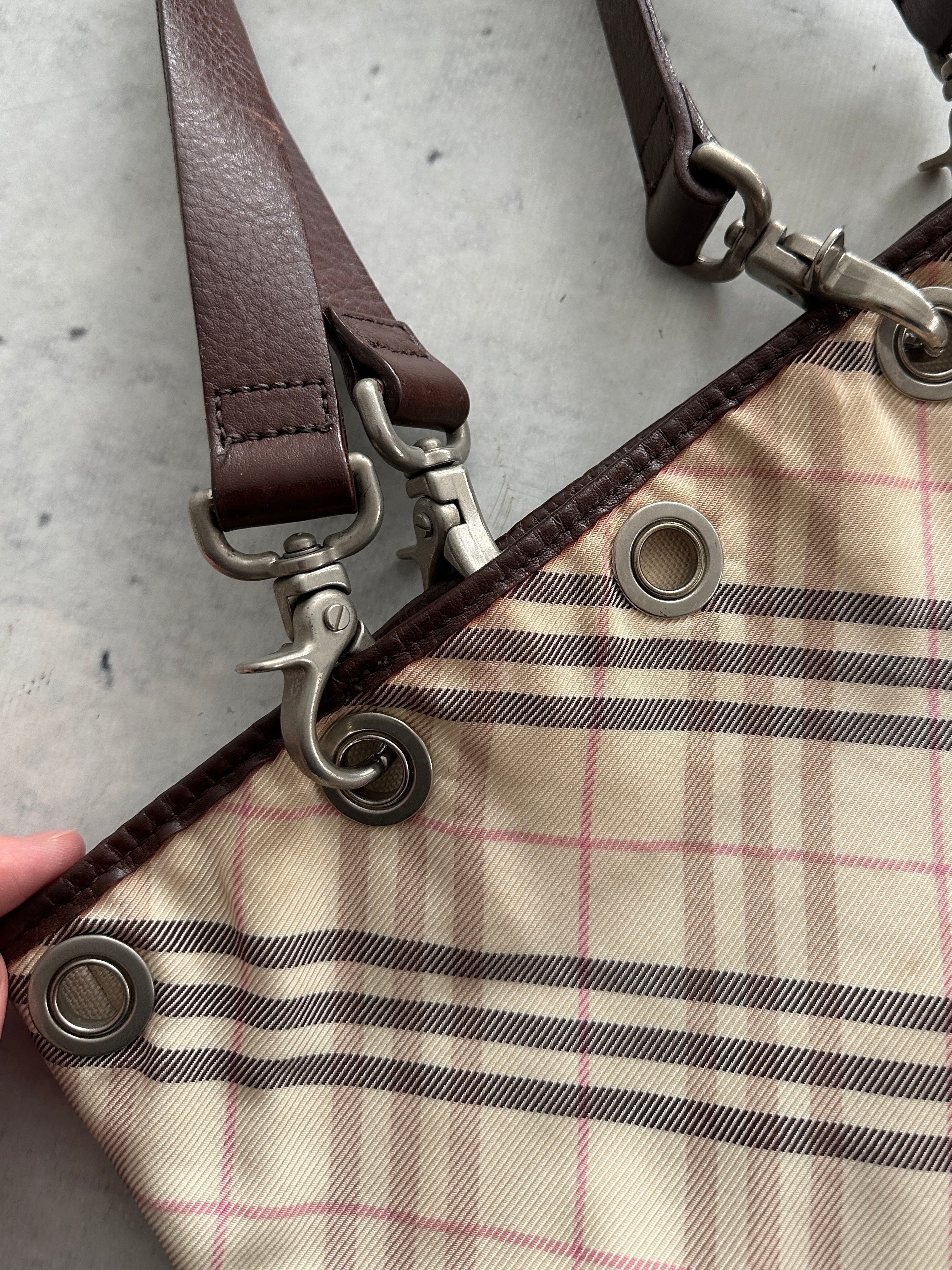 Burberry Reversible Nova Check Tote Bag (One Size)