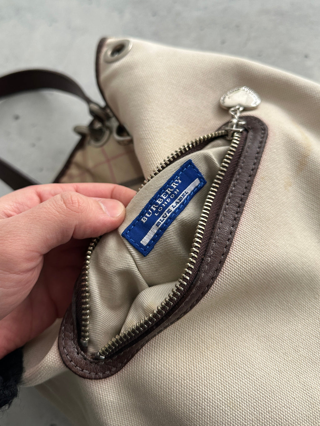 Burberry Reversible Nova Check Tote Bag (One Size)