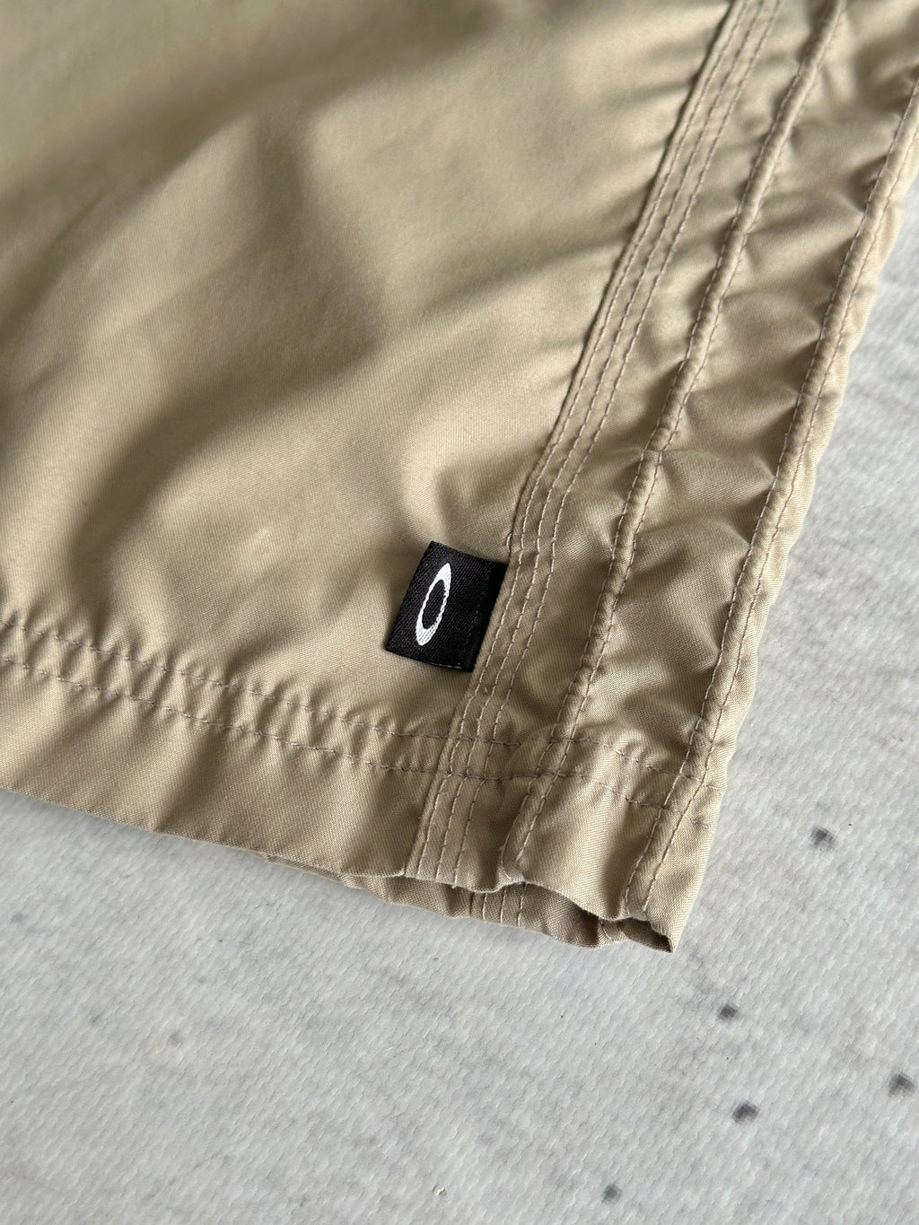 90's Oakley Multi Zip Utility Shorts (W38)
