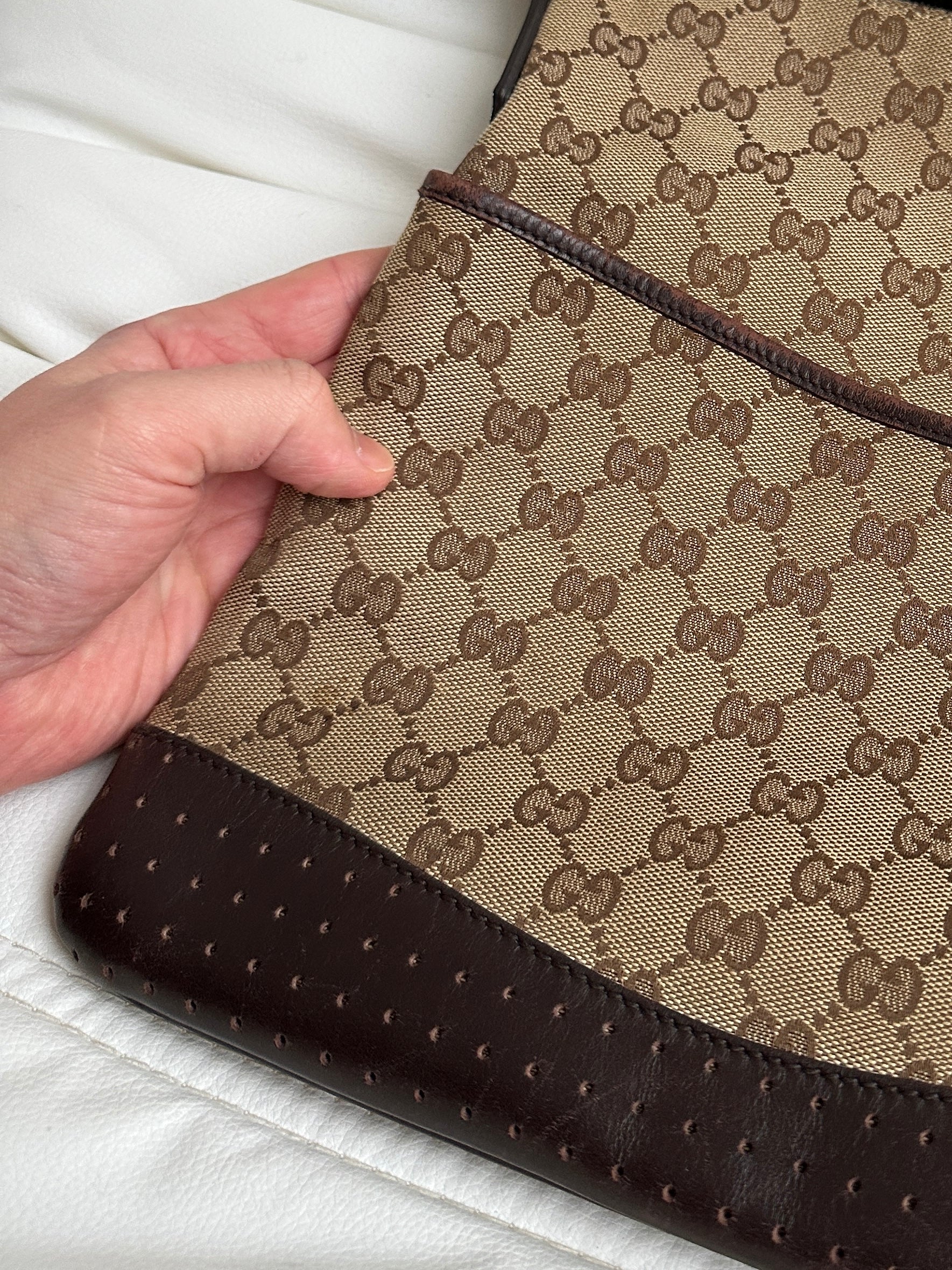 Vintage Gucci GG Canvas Shoulder / Crossbody Bag (One Size)