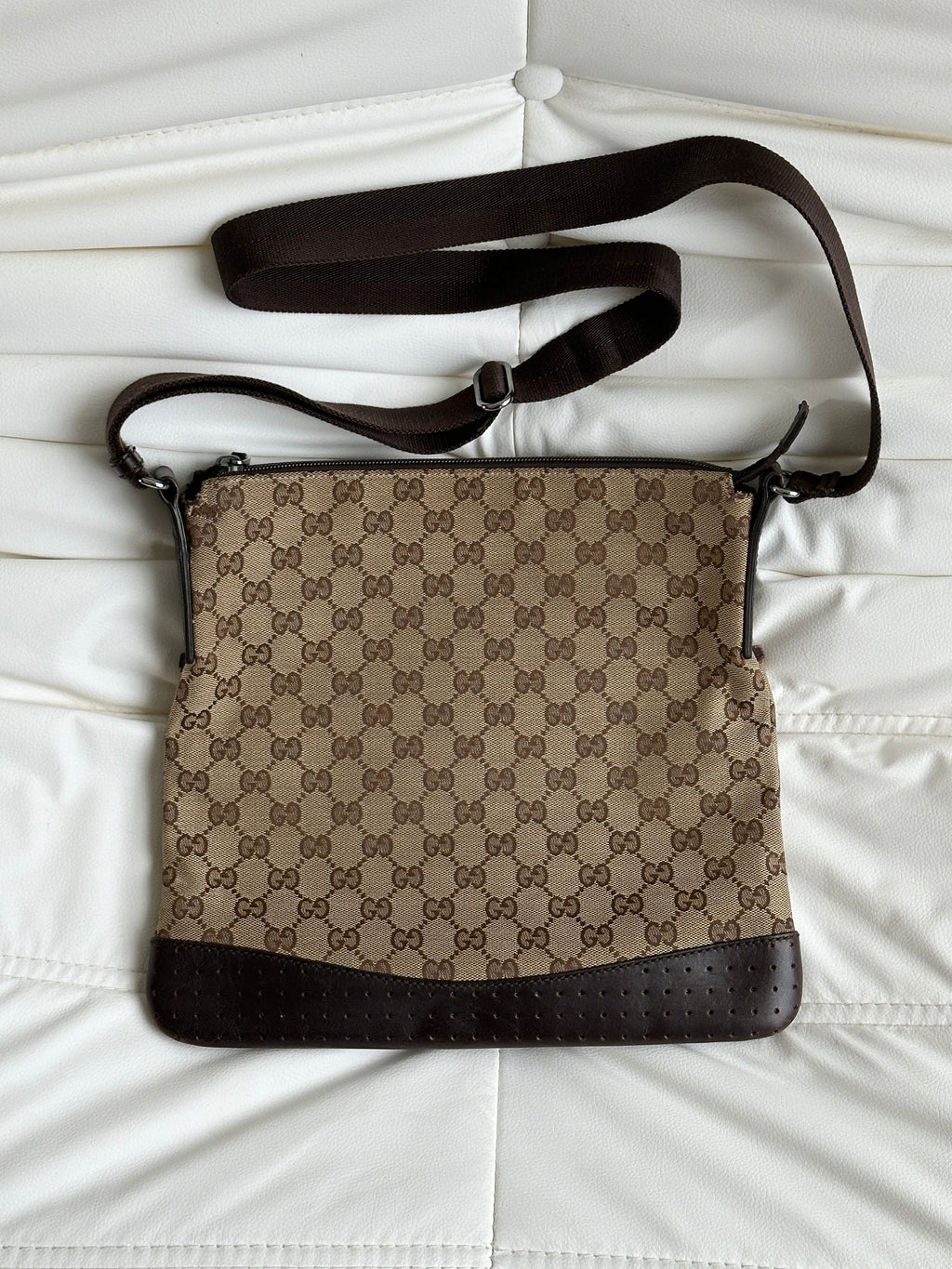 Vintage Gucci GG Canvas Shoulder / Crossbody Bag (One Size)