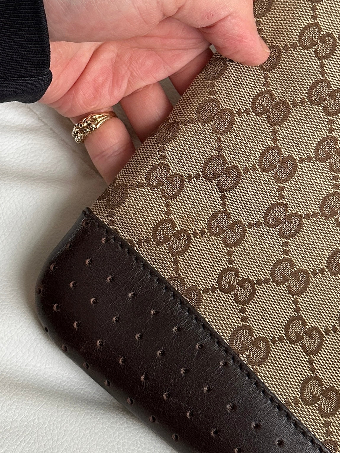 Vintage Gucci GG Canvas Shoulder / Crossbody Bag (One Size)