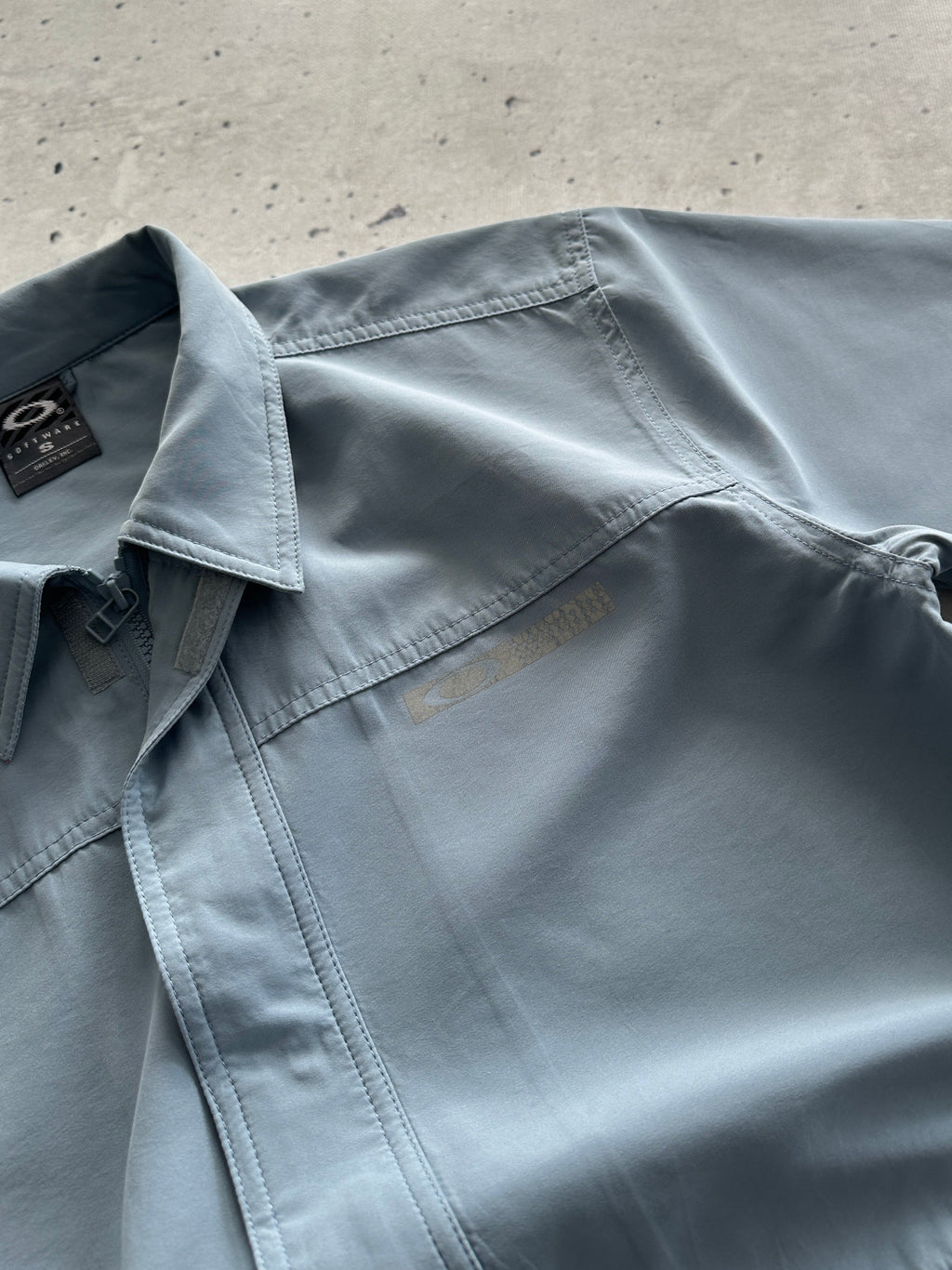 00's Oakley software reflective Utility tech Zip Up Shirt (S)
