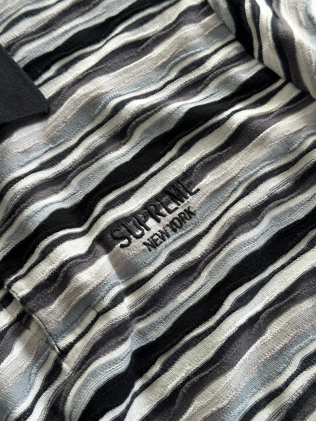 AW/19 Supreme Textured Stripe coogi style Polo Shirt (M)
