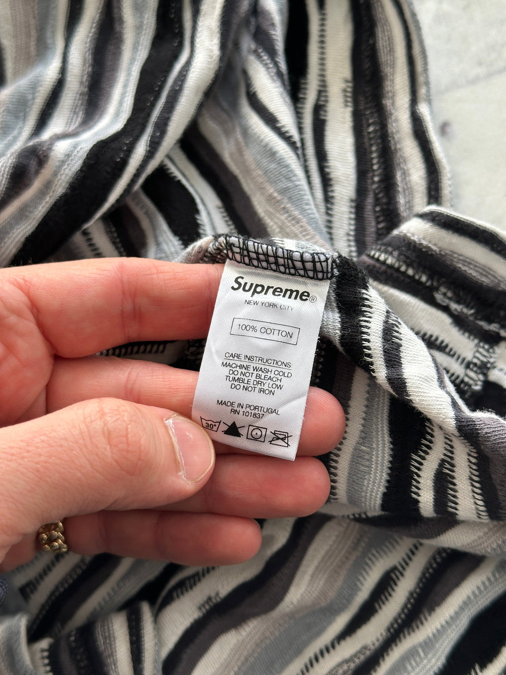 AW/19 Supreme Textured Stripe coogi style Polo Shirt (M)