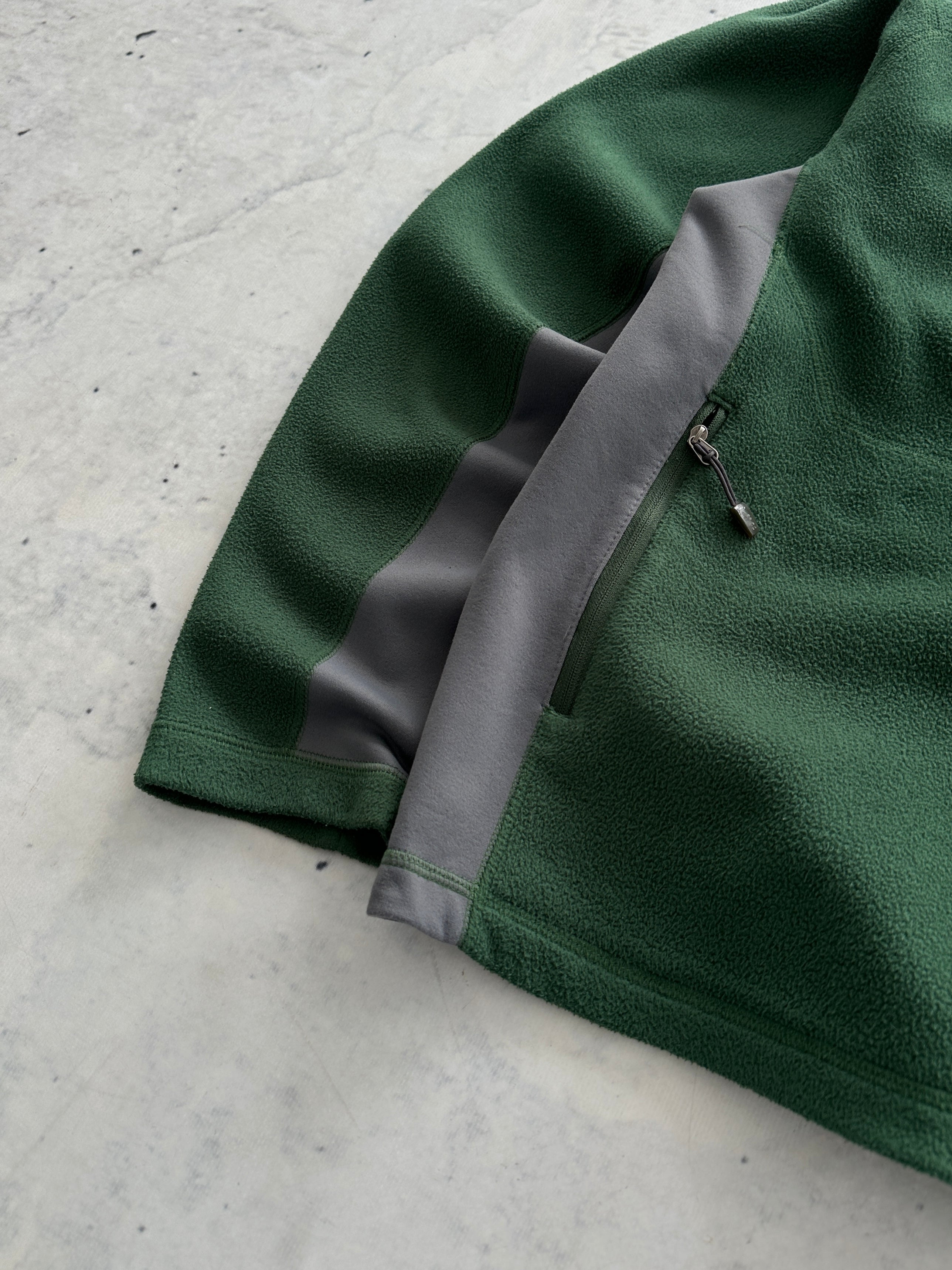 00's Nike ACG Therma-Fit Zip Up Fleece (Women's L)