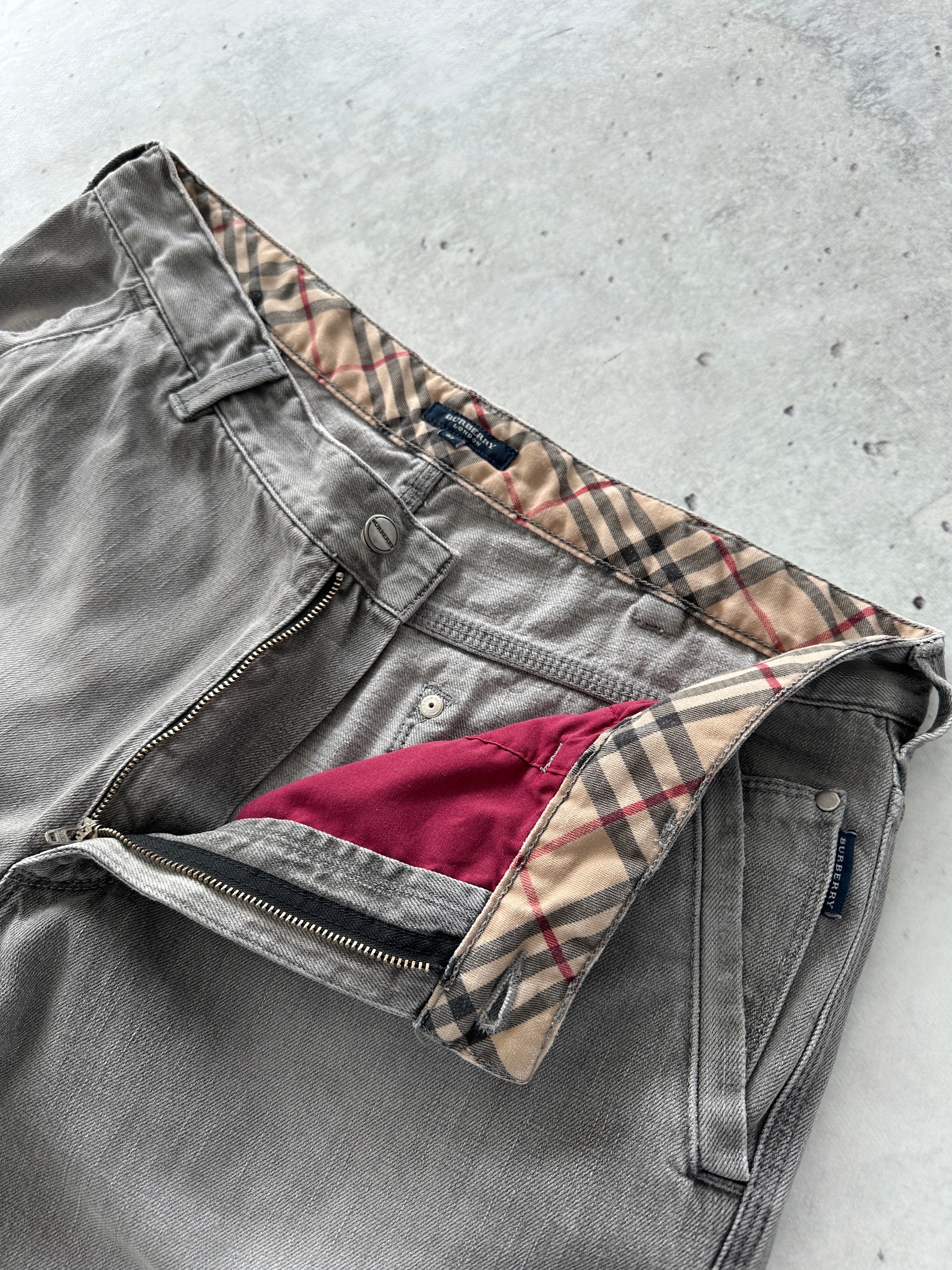 00's Burberry Straight Fit Denim Jeans (W36 x L34)