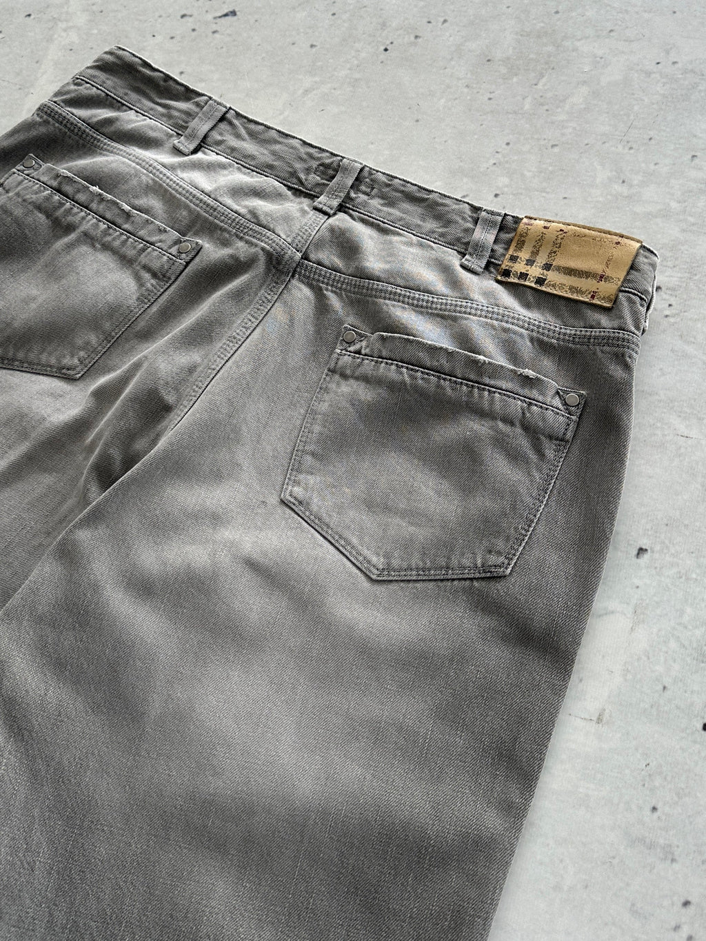 00's Burberry Straight Fit Denim Jeans (W36 x L34)