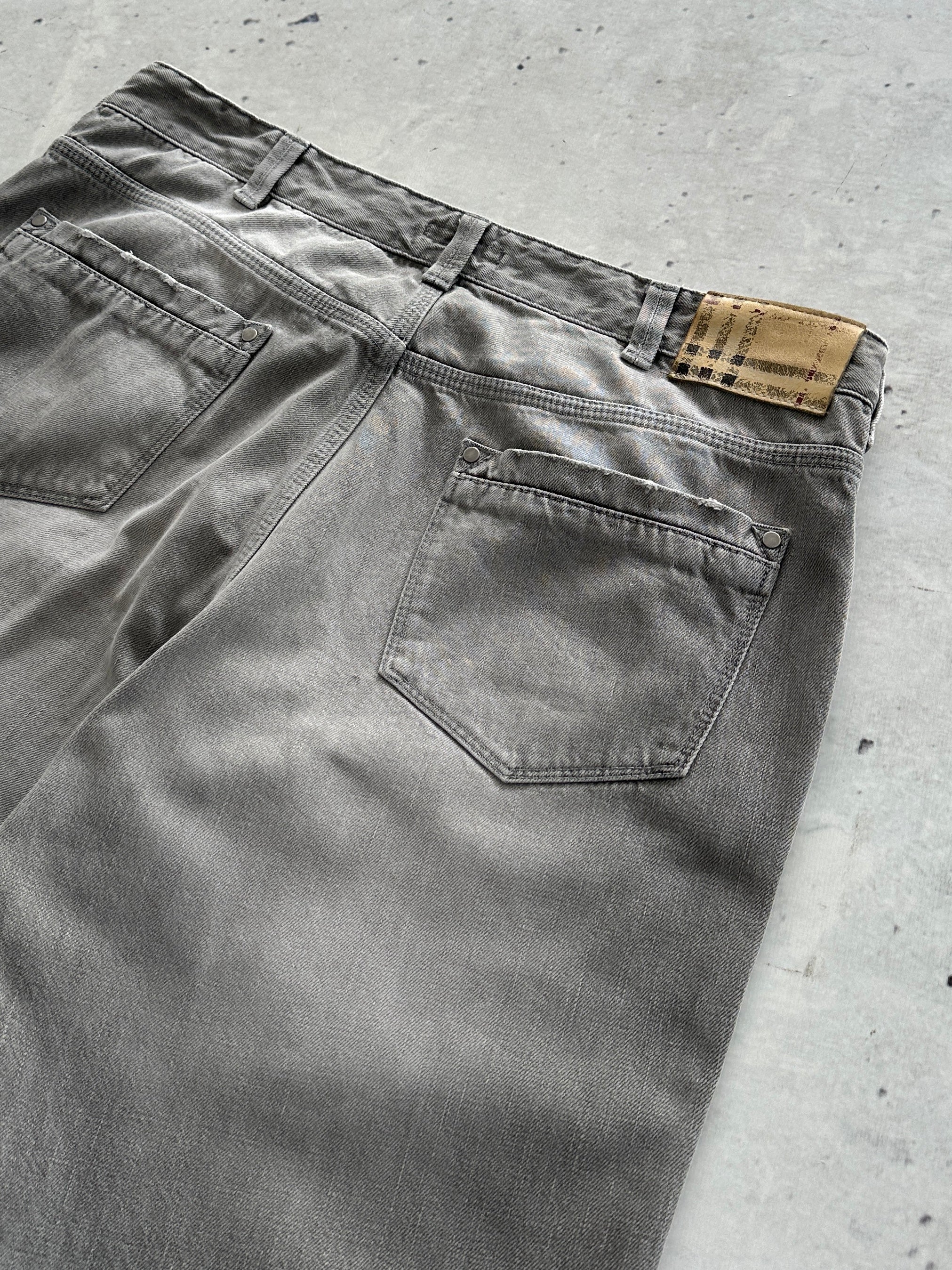00's Burberry Straight Fit Denim Jeans (W36 x L34)