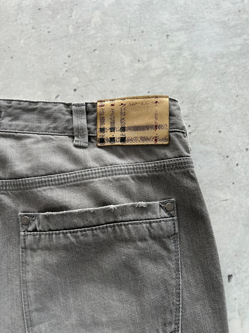 00's Burberry Straight Fit Denim Jeans (W36 x L34)