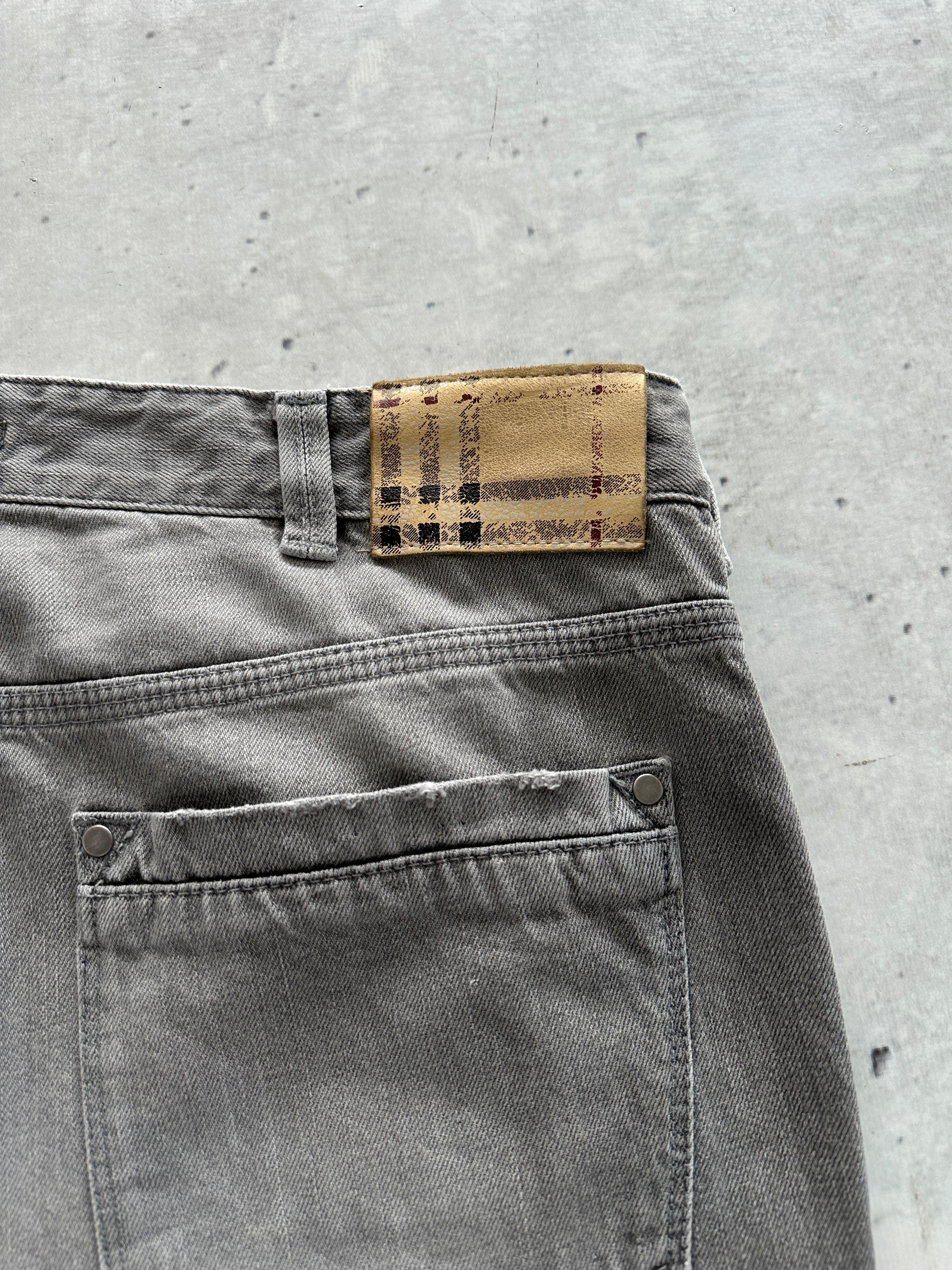 00's Burberry Straight Fit Denim Jeans (W36 x L34)