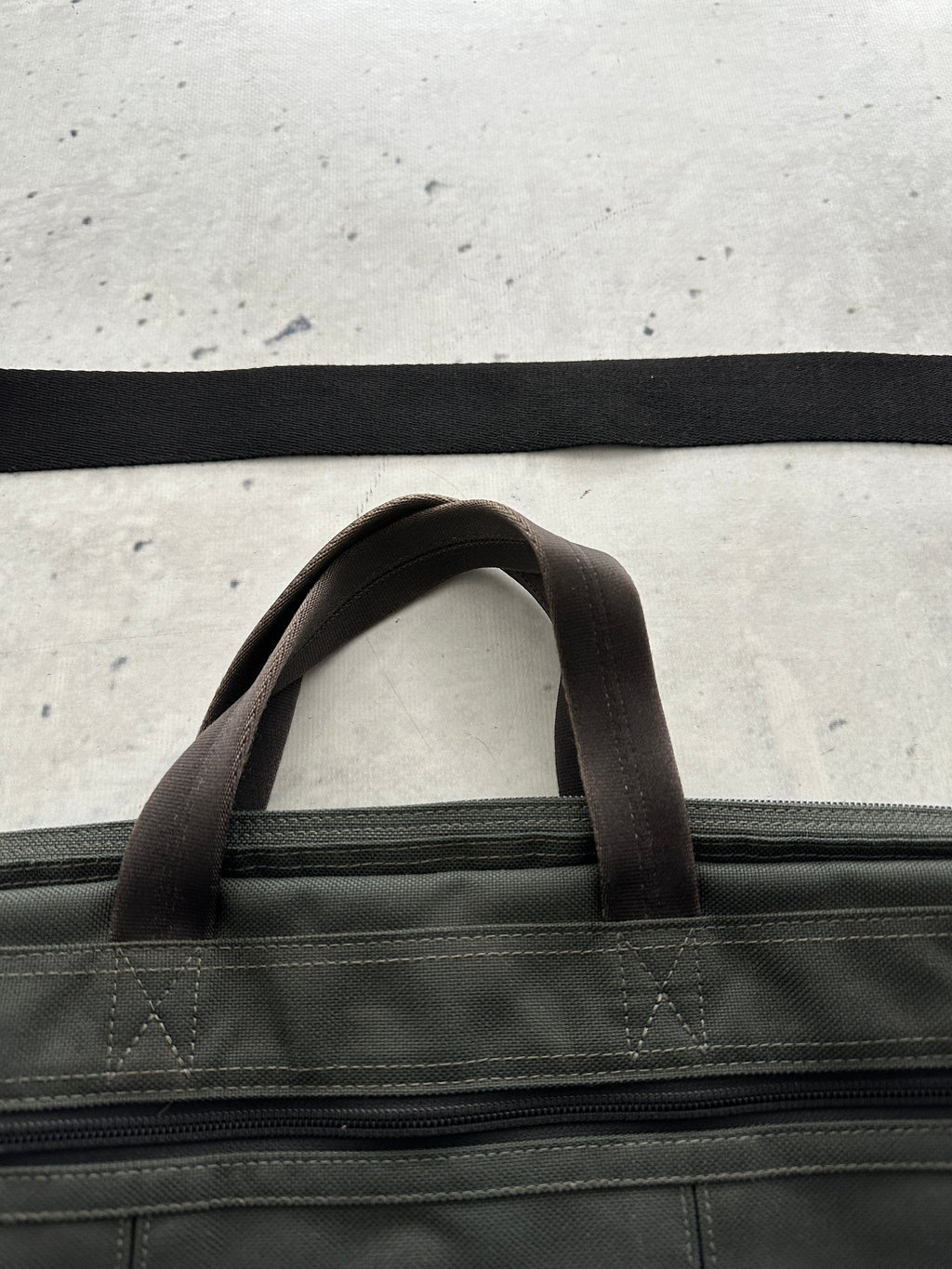 Porter Yoshida & Co. Extendable 2 Way Crossbody / Laptop Bag (One Size)