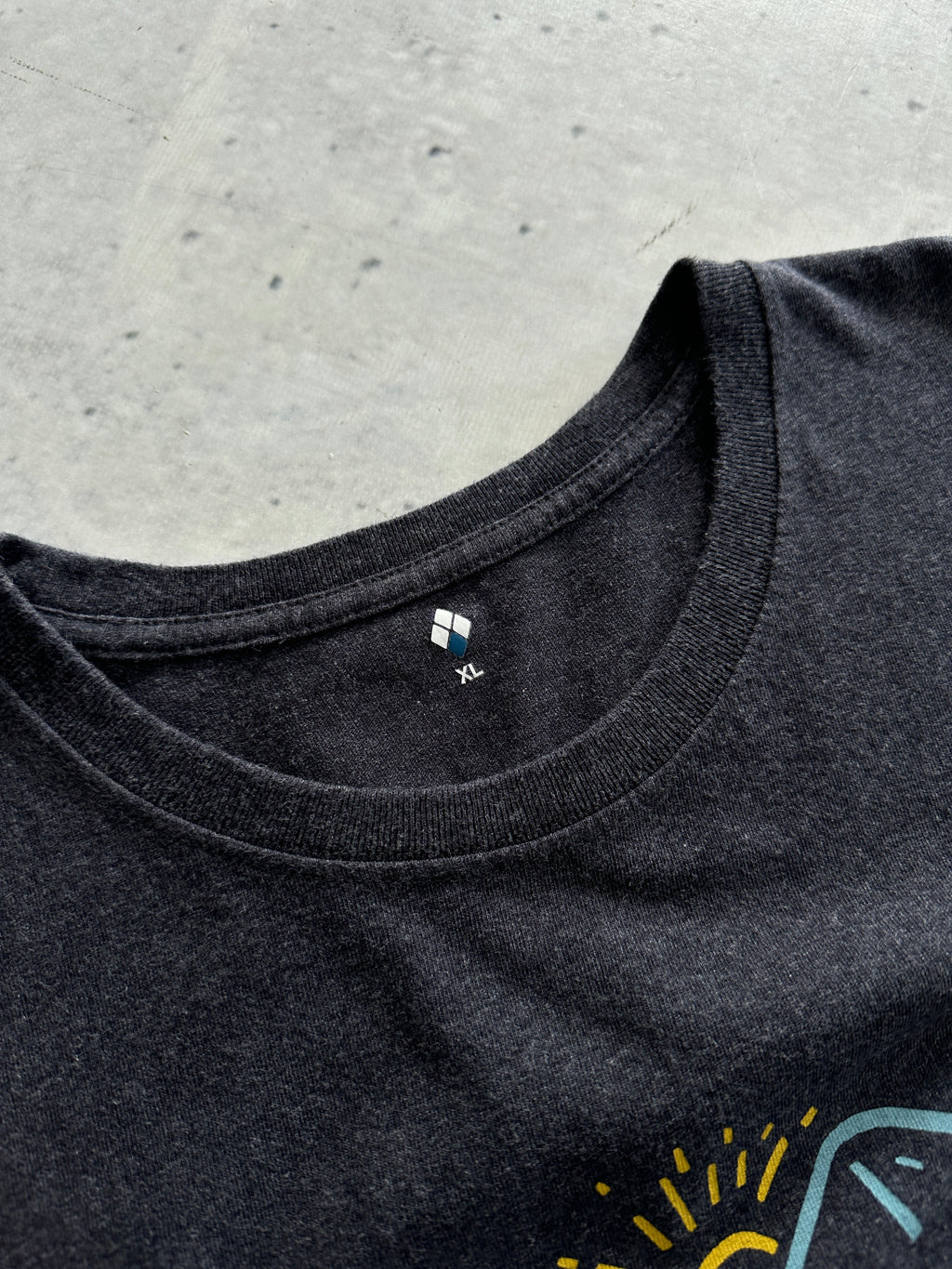 Mont Bell Pear Skin Mountain Morning T Shirt (L)
