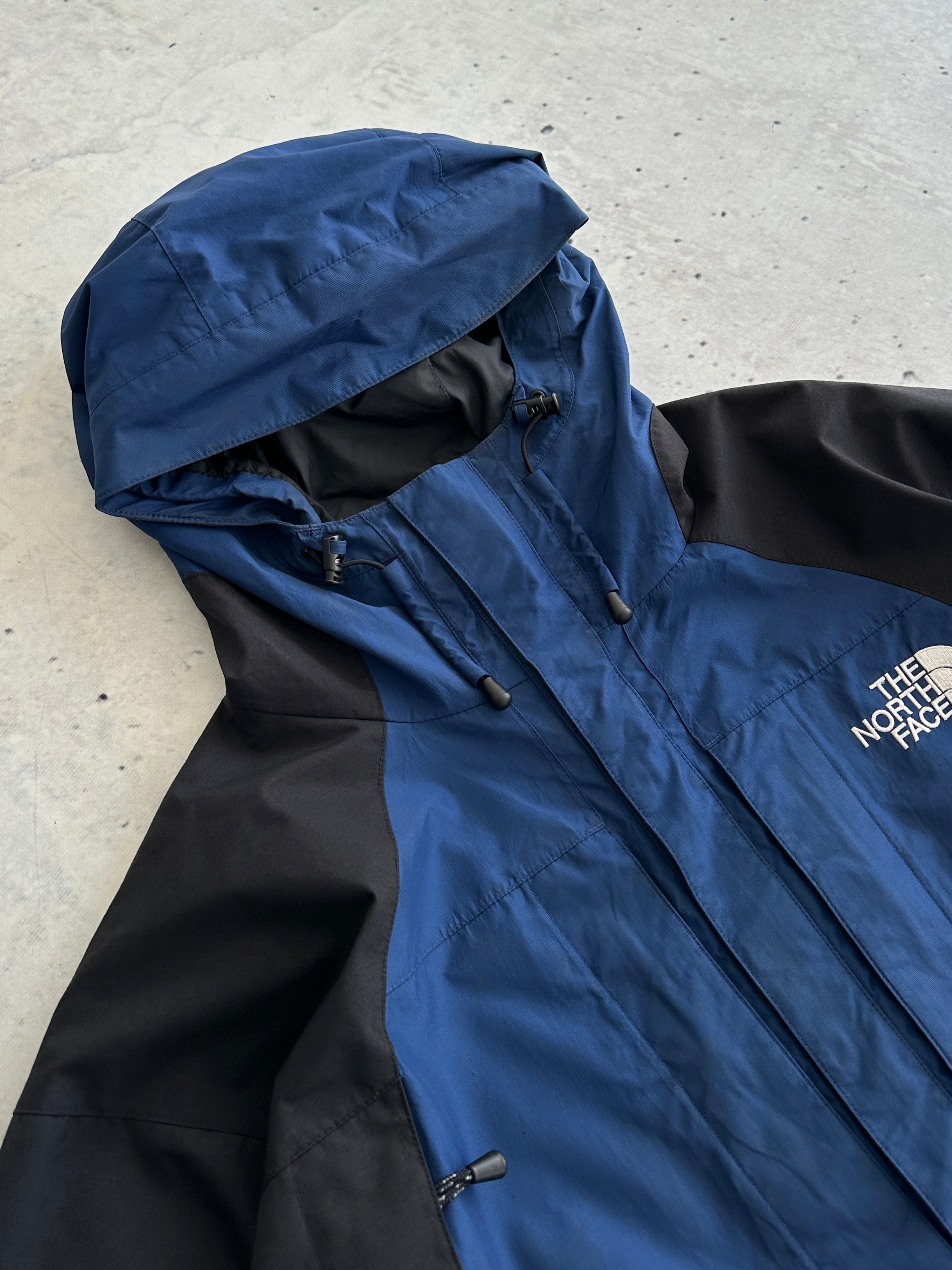 The North Face Summit Series Gore-Tex XCR Hooded Jacket (XL)