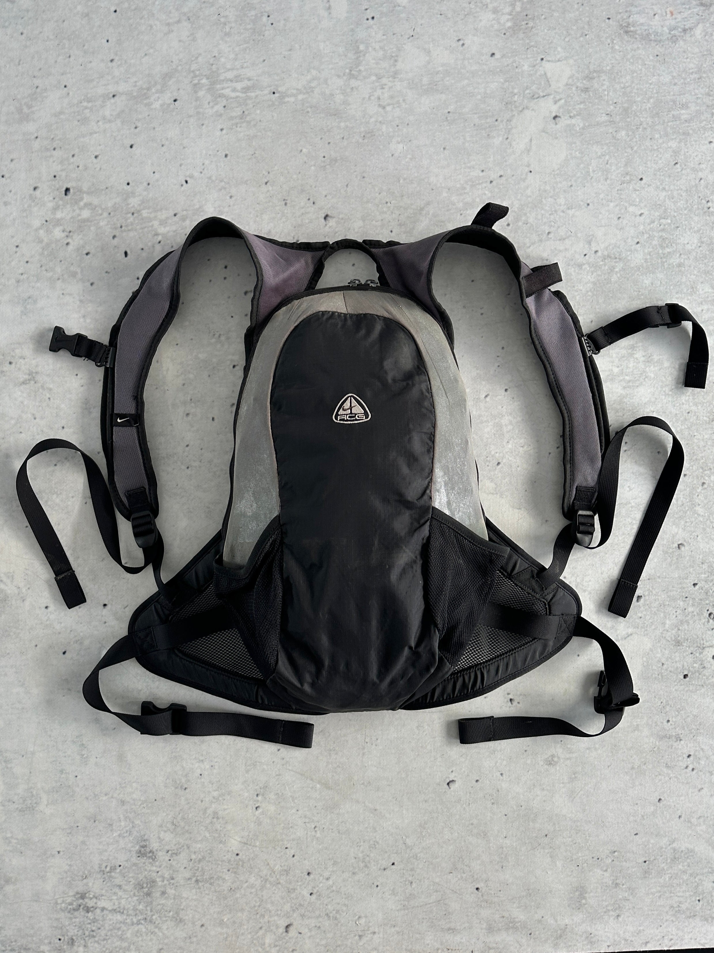 00's Nike ACG Lightweight Bio-Knx Lungs Backpack (One Size)