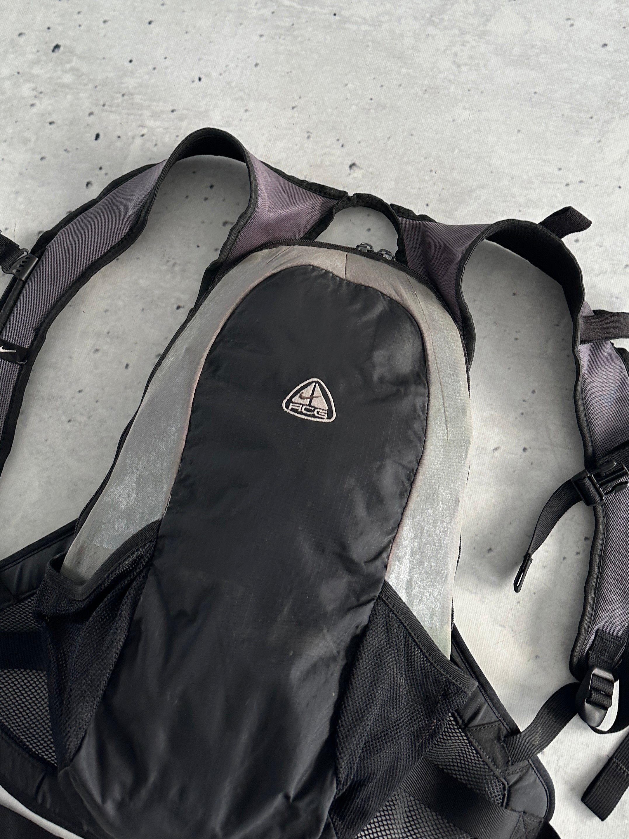 00's Nike ACG Lightweight Bio-Knx Lungs Backpack (One Size)