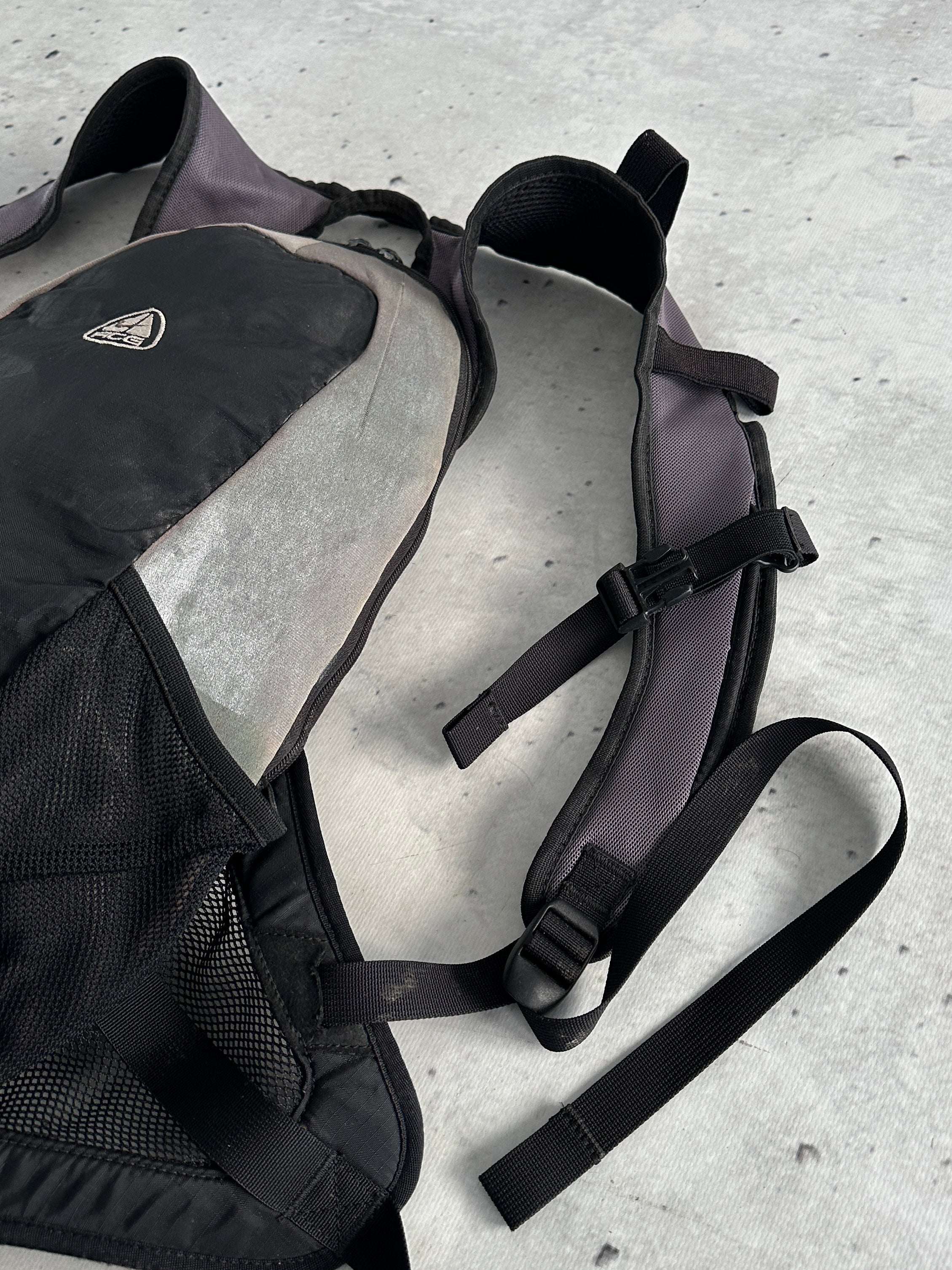 00's Nike ACG Lightweight Bio-Knx Lungs Backpack (One Size)