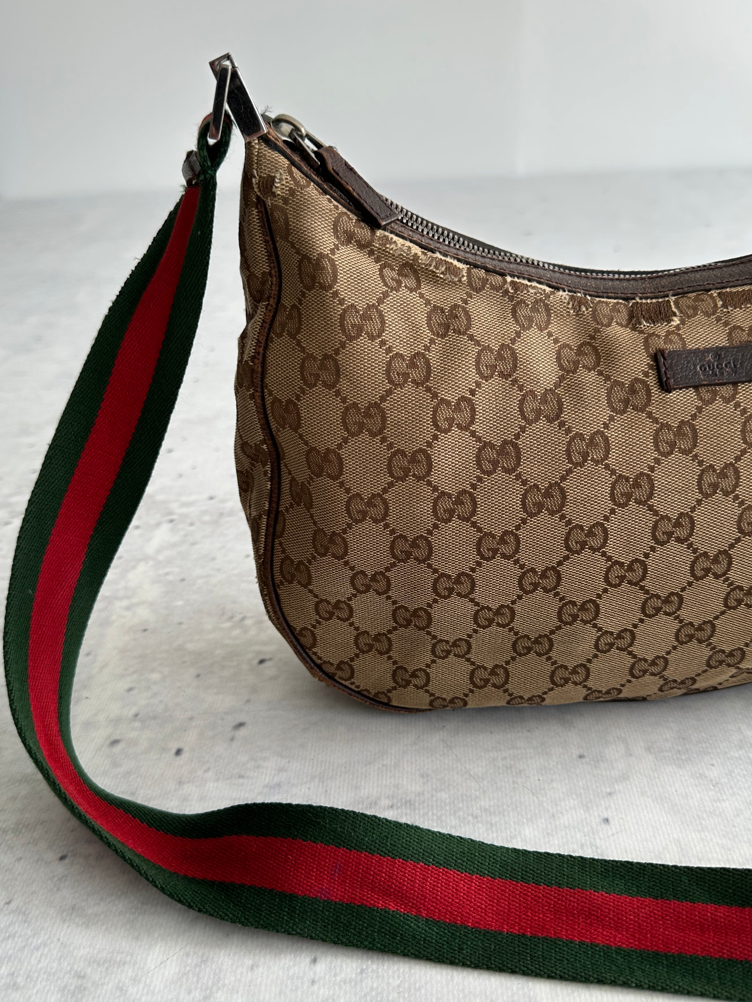 Vintage Gucci GG Canvas Sherry Crossbody Bag (One Size)